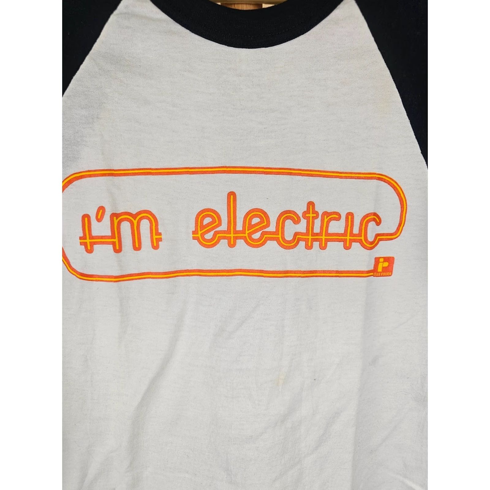 Vintage VINTAGE I'M ELECTRIC T-SHIRT Raglan JERSEY 80's SPORT T White M Men's Short Sleeve Cotton 3/4 Sleeve Round Neck Size US M / EU 48-50 / 2 - 2 Thumbnail