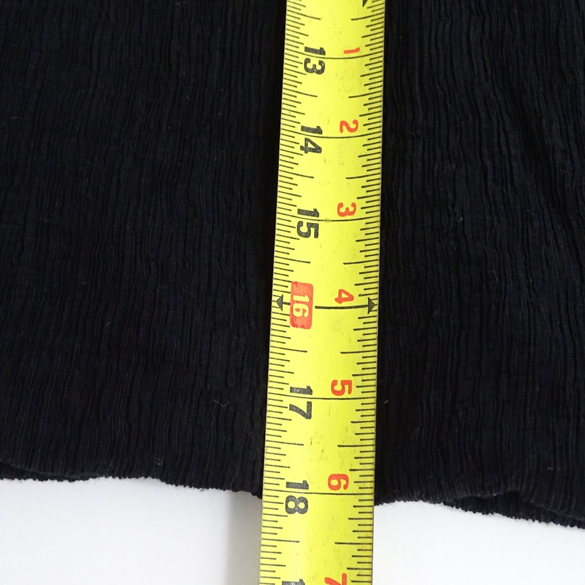 Other Lush Black Crinkle Sleeveless V-Neck Top Women Size S Casual Size S / US 4 / IT 40 - 7 Thumbnail