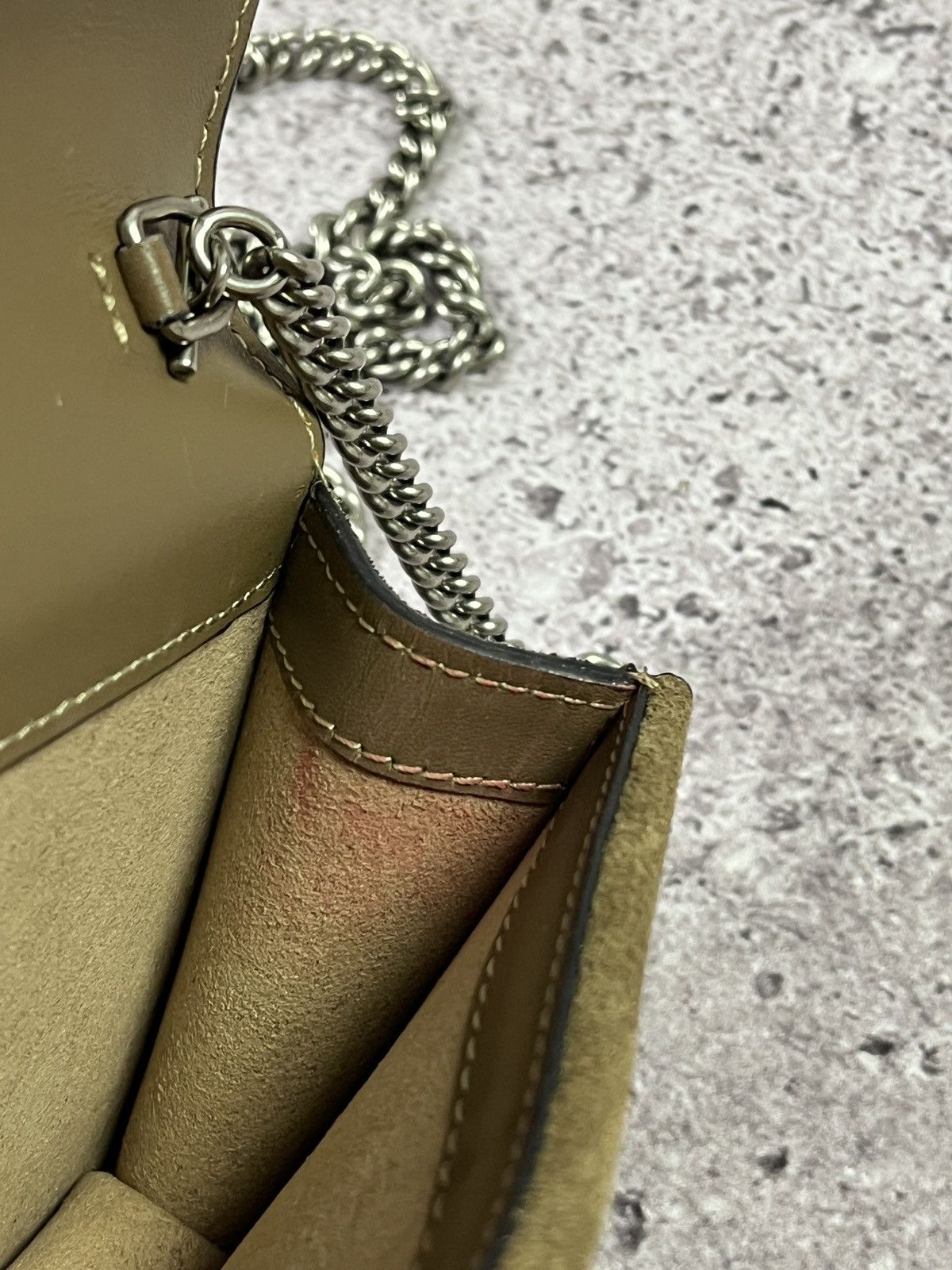 Gucci Gucci 🇮🇹 Dionysus Super Mini GG Supreme ChainBag Beige Suede Size ONE SIZE - 19 Thumbnail