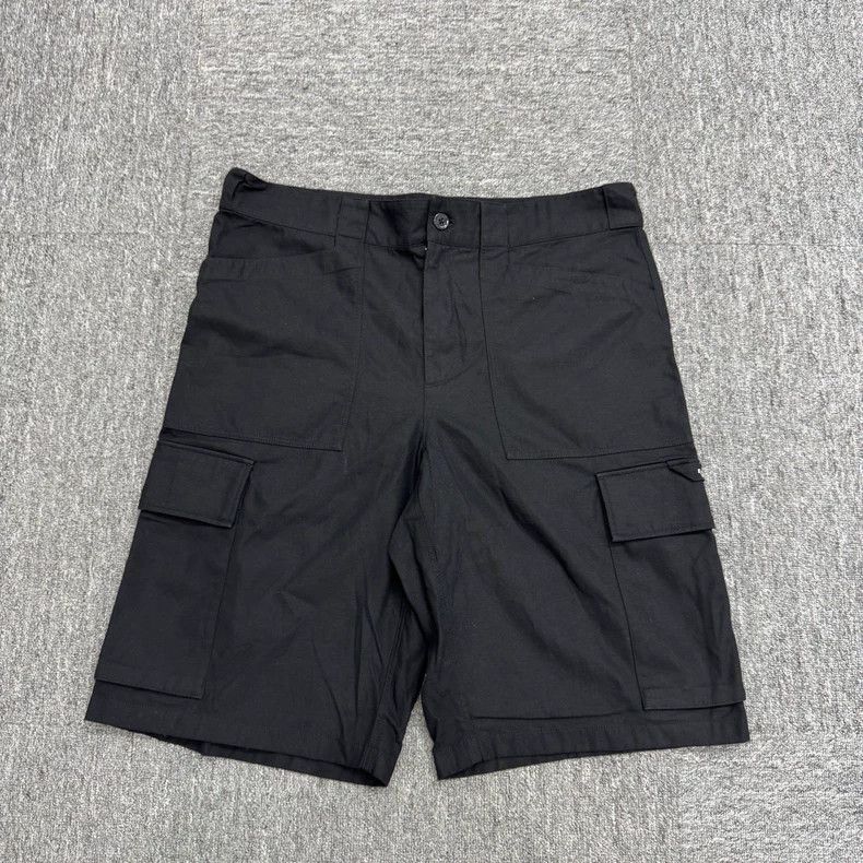Louis Vuitton Louis Vuitton Cargo shorts Size US 44 / EU 60 - 1 Thumbnail