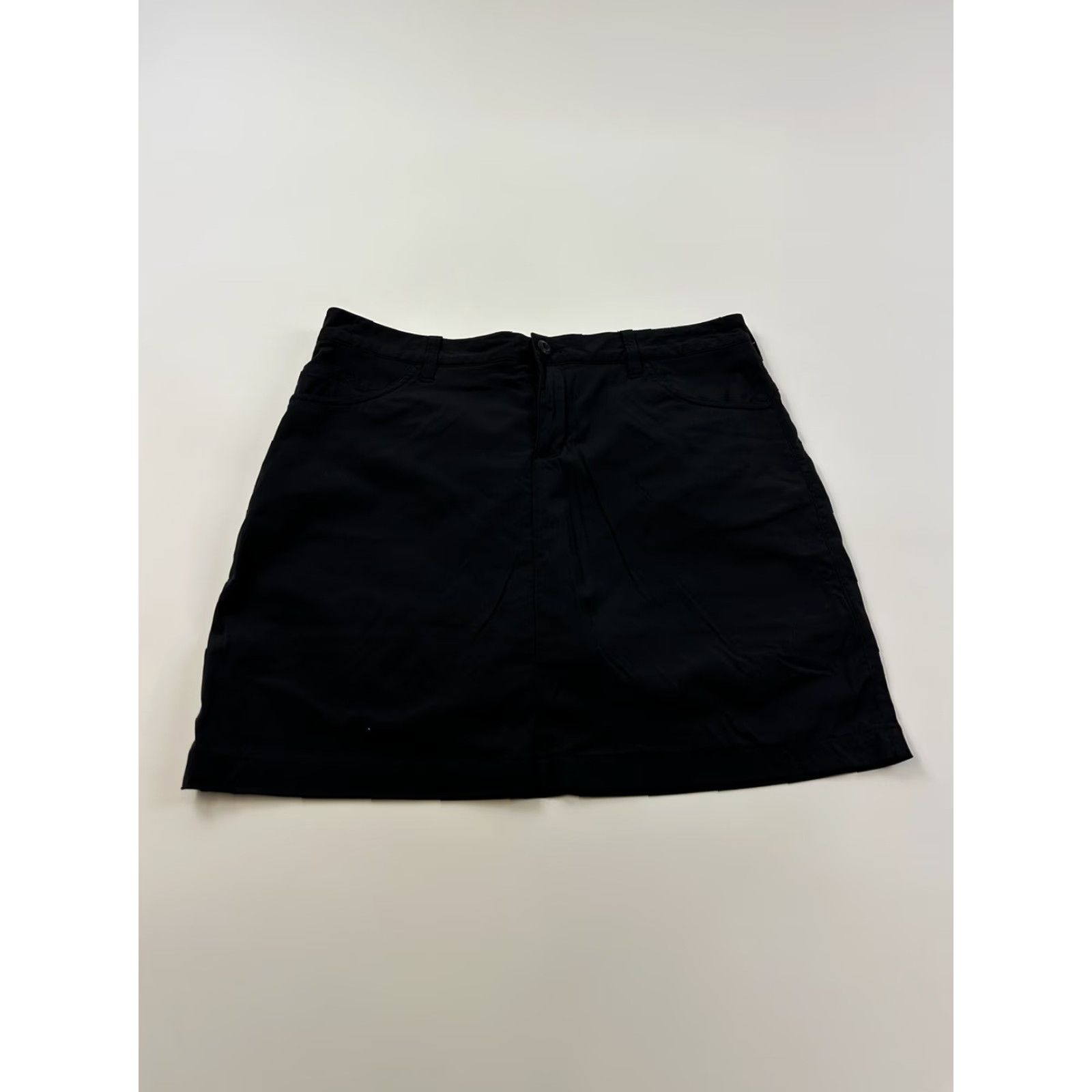 Eddie Bauer Eddie Bauer Skirt Women’s 10 Black Skirt Athletic Activewear Tennis Golf Hiking Recreational Mens/Womens Size 32" / US 10 / IT 46 - 3 Thumbnail