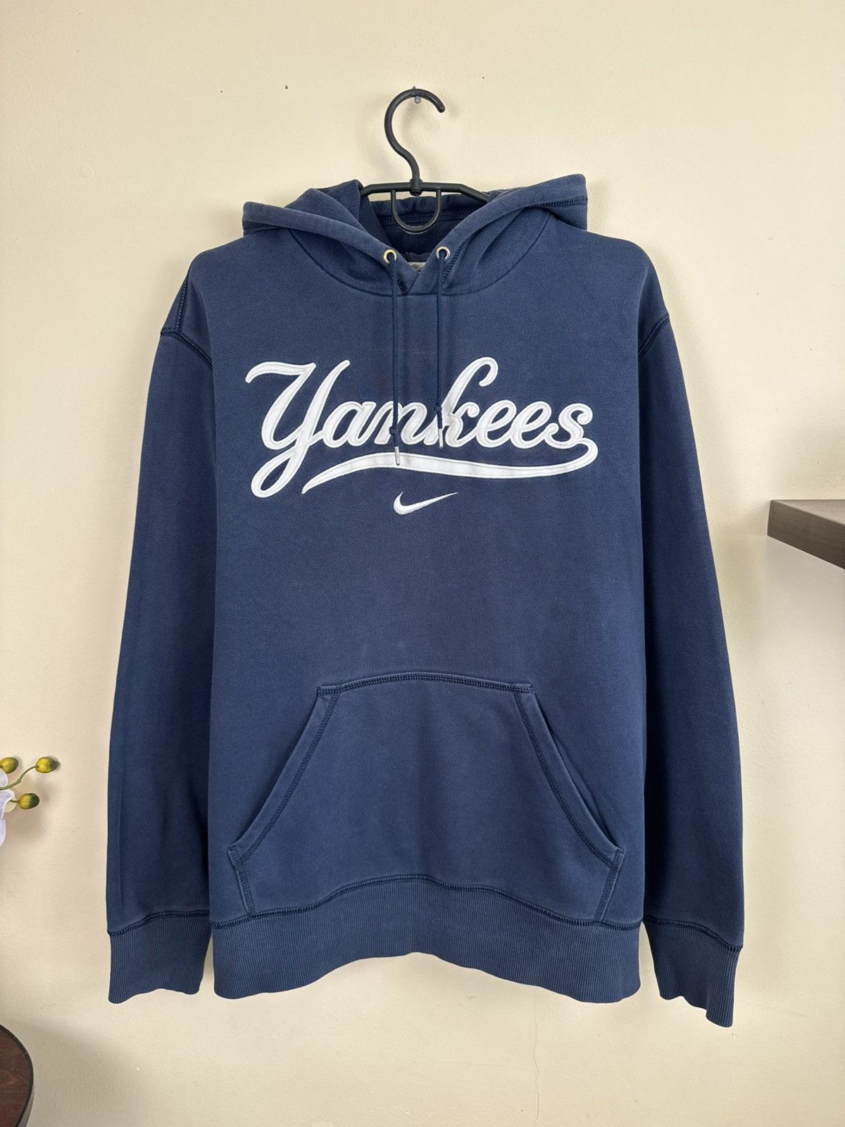 New York Yankees Vintage New York Yankees Hoodie Mens XL MLB Center Nike Size US XL / EU 56 / 4 - 3 Thumbnail