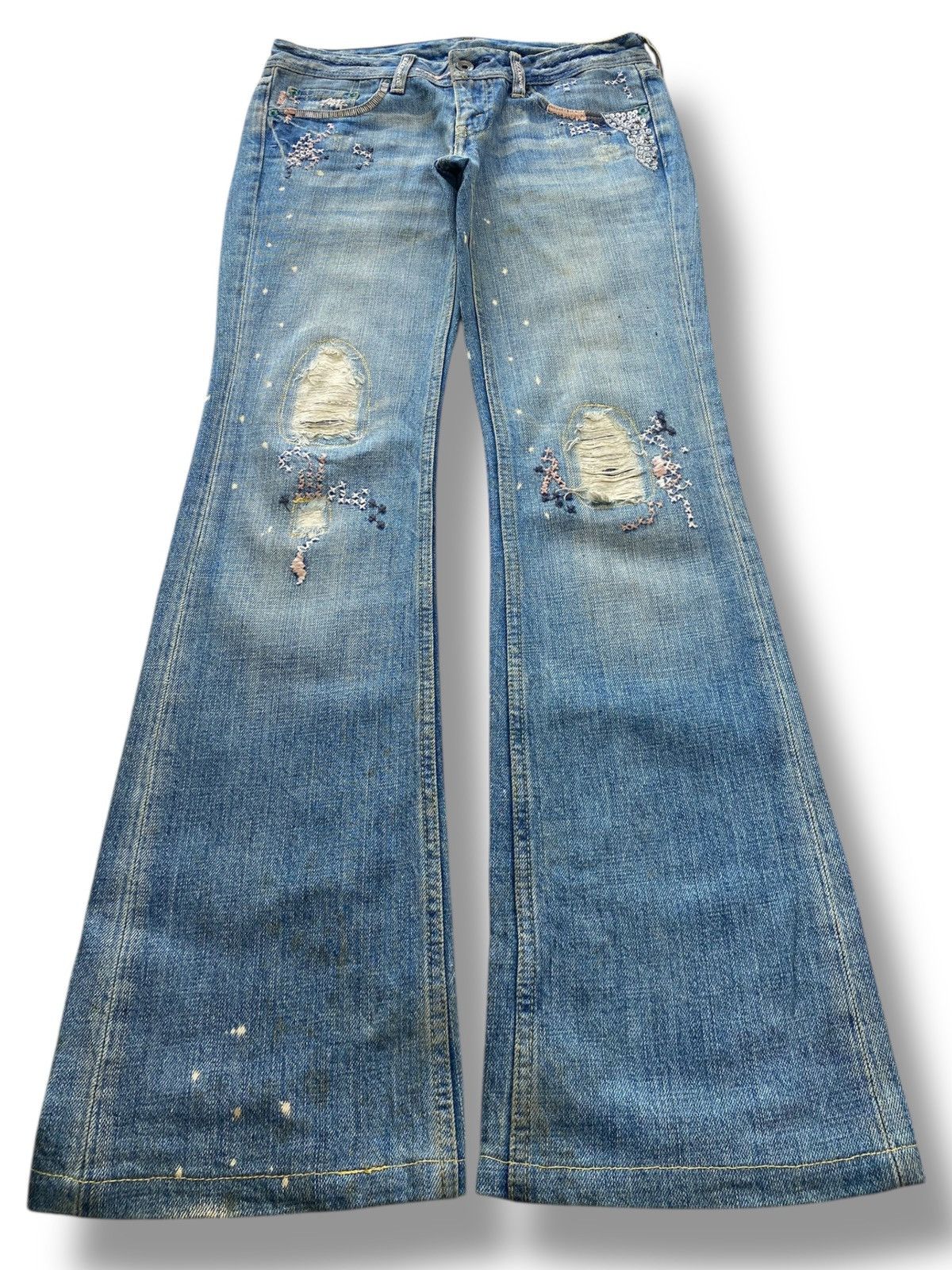 Levi's Levi’s Faded Blue Wash Patch Work Style Boot Cut Jeans Size 30" / US 8 / IT 44 - 1 Thumbnail