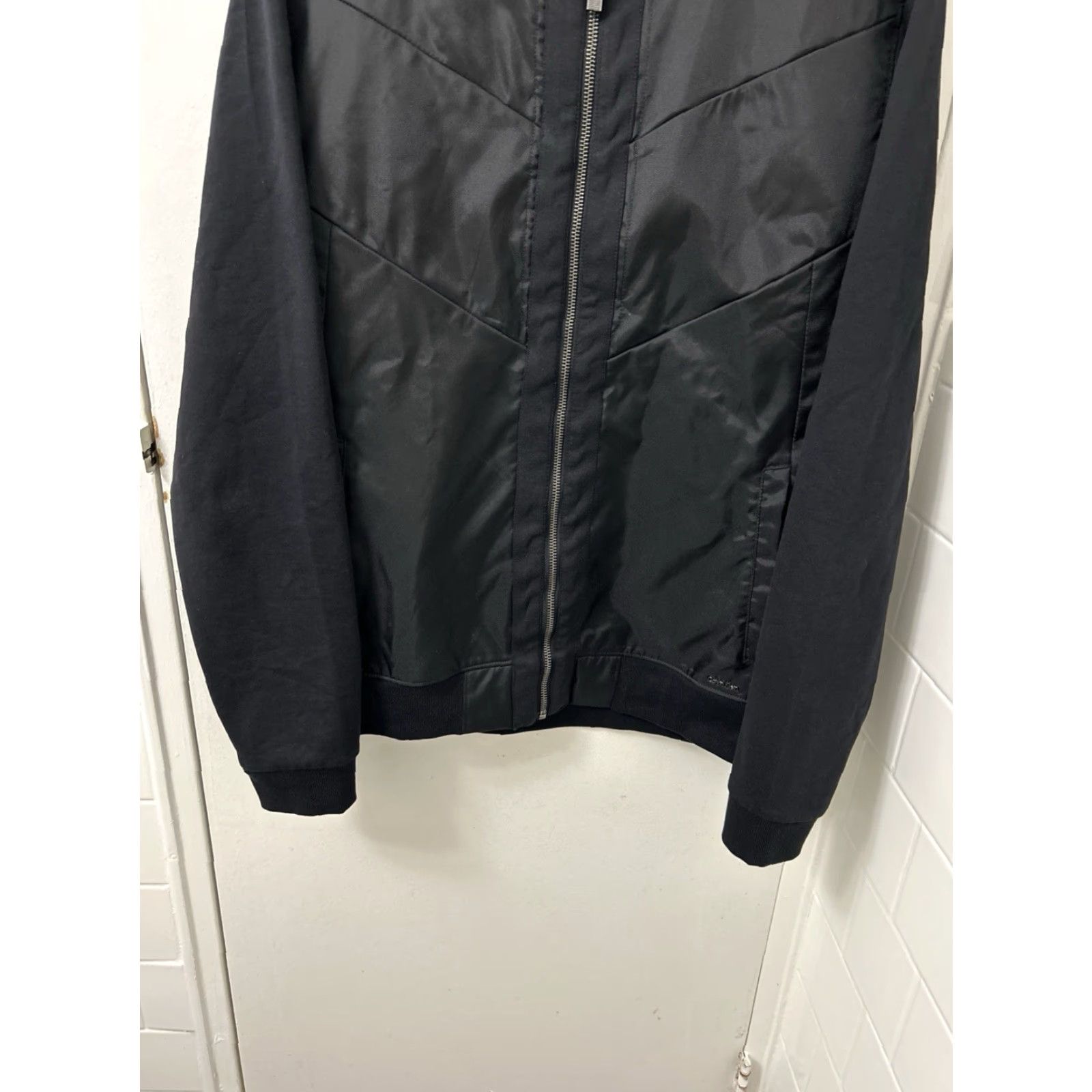 Calvin Klein Calvin Klein Jacket Mens Size L Black Full Zip Bomber Pockets Long Sleeve Regular Fit Size US L / EU 52-54 / 3 - 3 Thumbnail