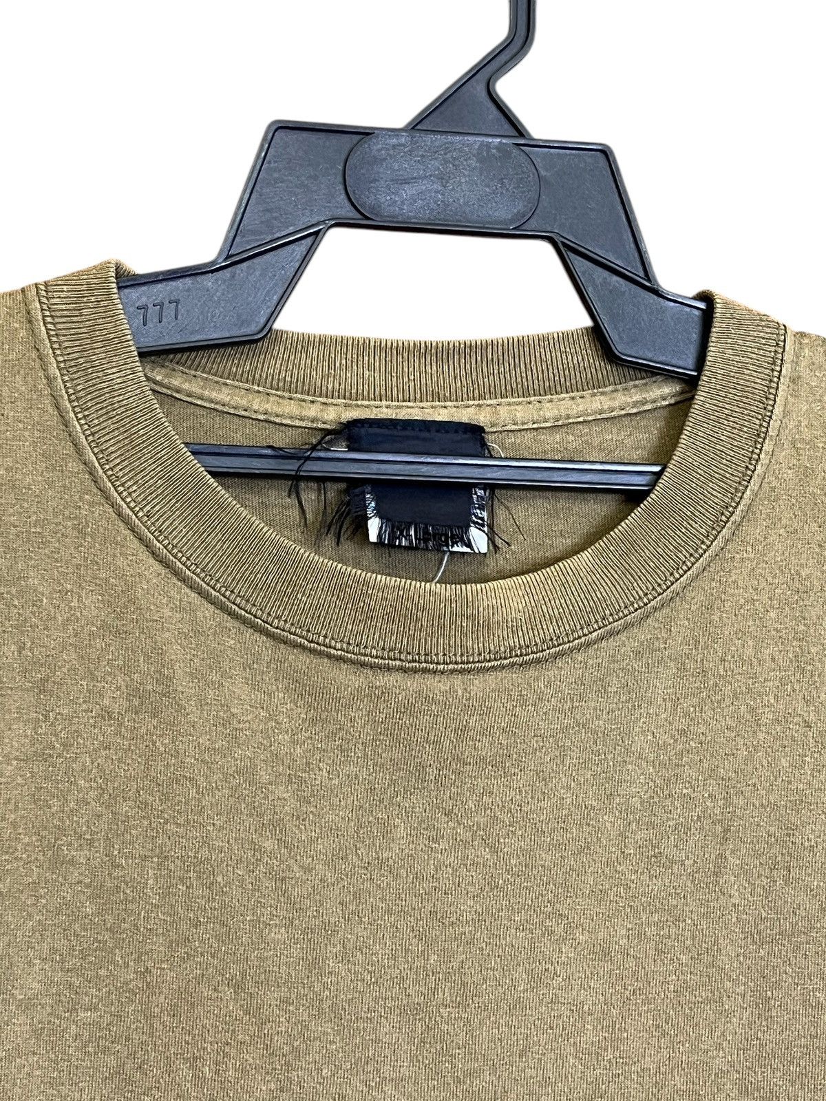 Futura VINTAGE UBIQ FUTURA 2000 LABORATORIES UNKLE POINTMAN T SHIRT Size US L / EU 52-54 / 3 - 5 Thumbnail