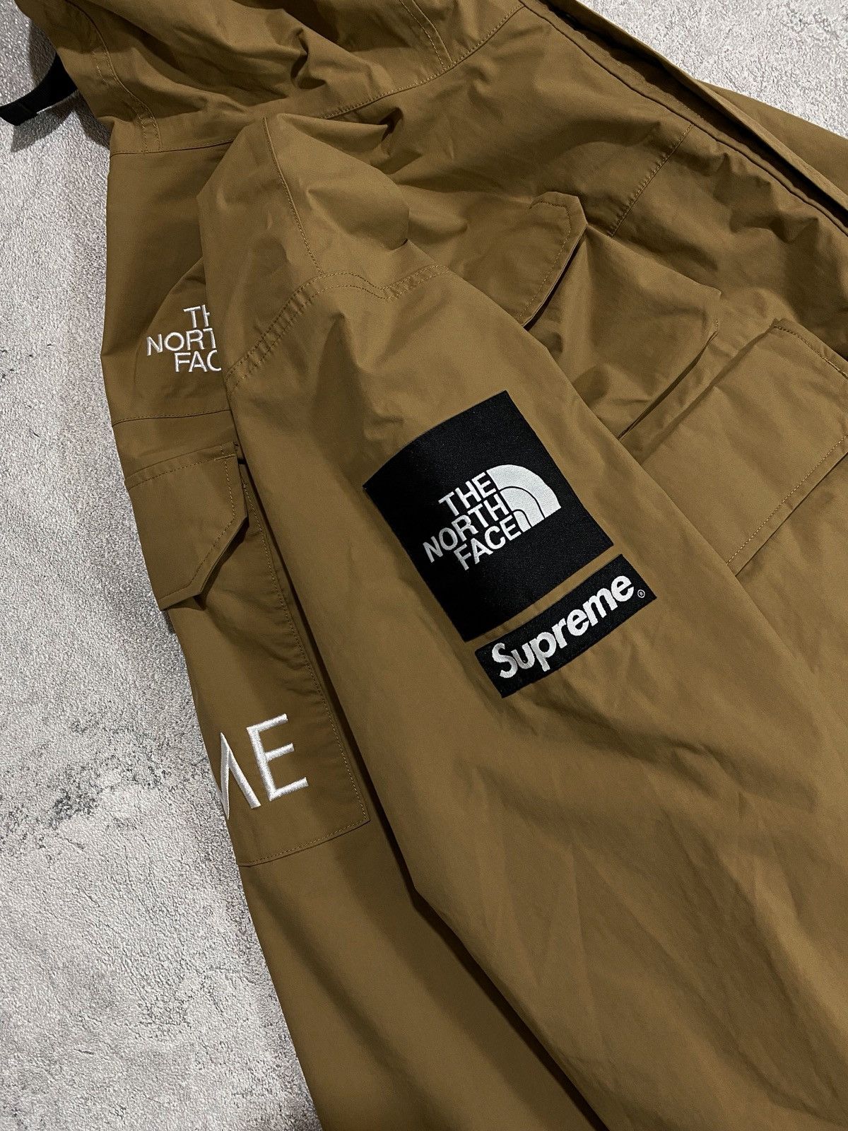 Supreme × The North Face The North Face x Supreme SS20 Cargo Jacket Size US M / EU 48-50 / 2 - 8 Thumbnail
