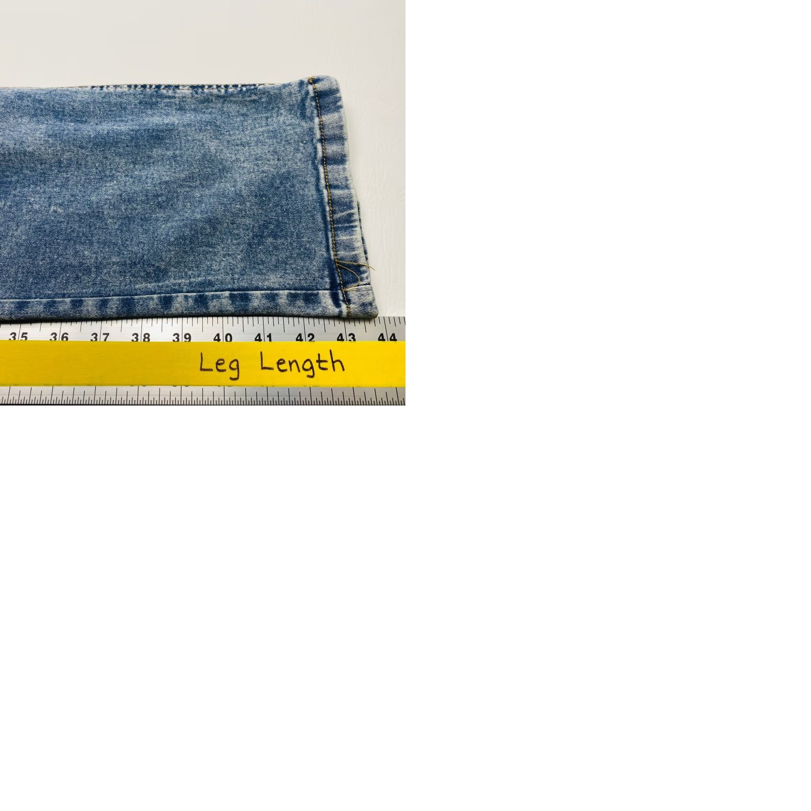 Vintage Cultura Jeans Men's 48x32 Blue Light Wash Straight Whiskers Stretch NWT 7775 Size US 32 / EU 48 - 10 Thumbnail