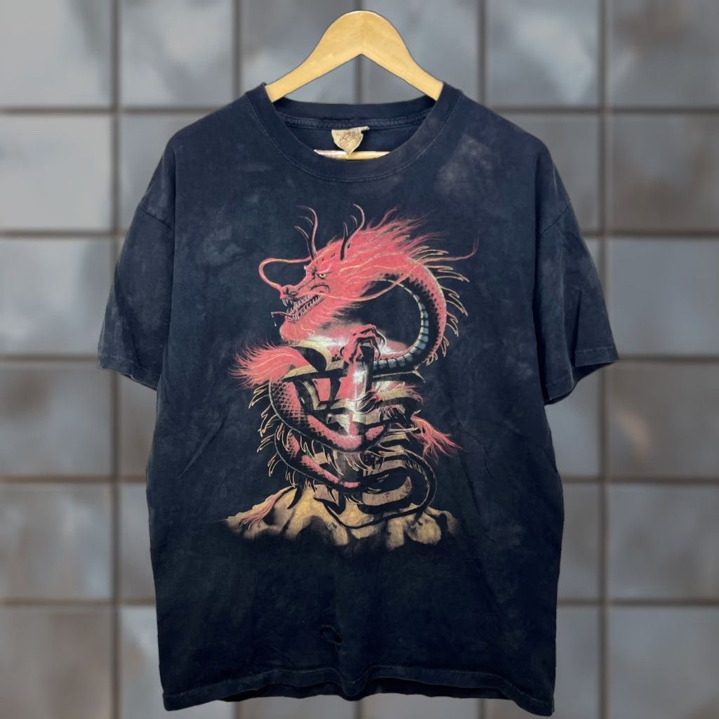The Mountain VINTAGE The Mountain Dragon Flames Y2K Skater Mountain Graphic Shirt Large Size US L / EU 52-54 / 3 - 1 Thumbnail