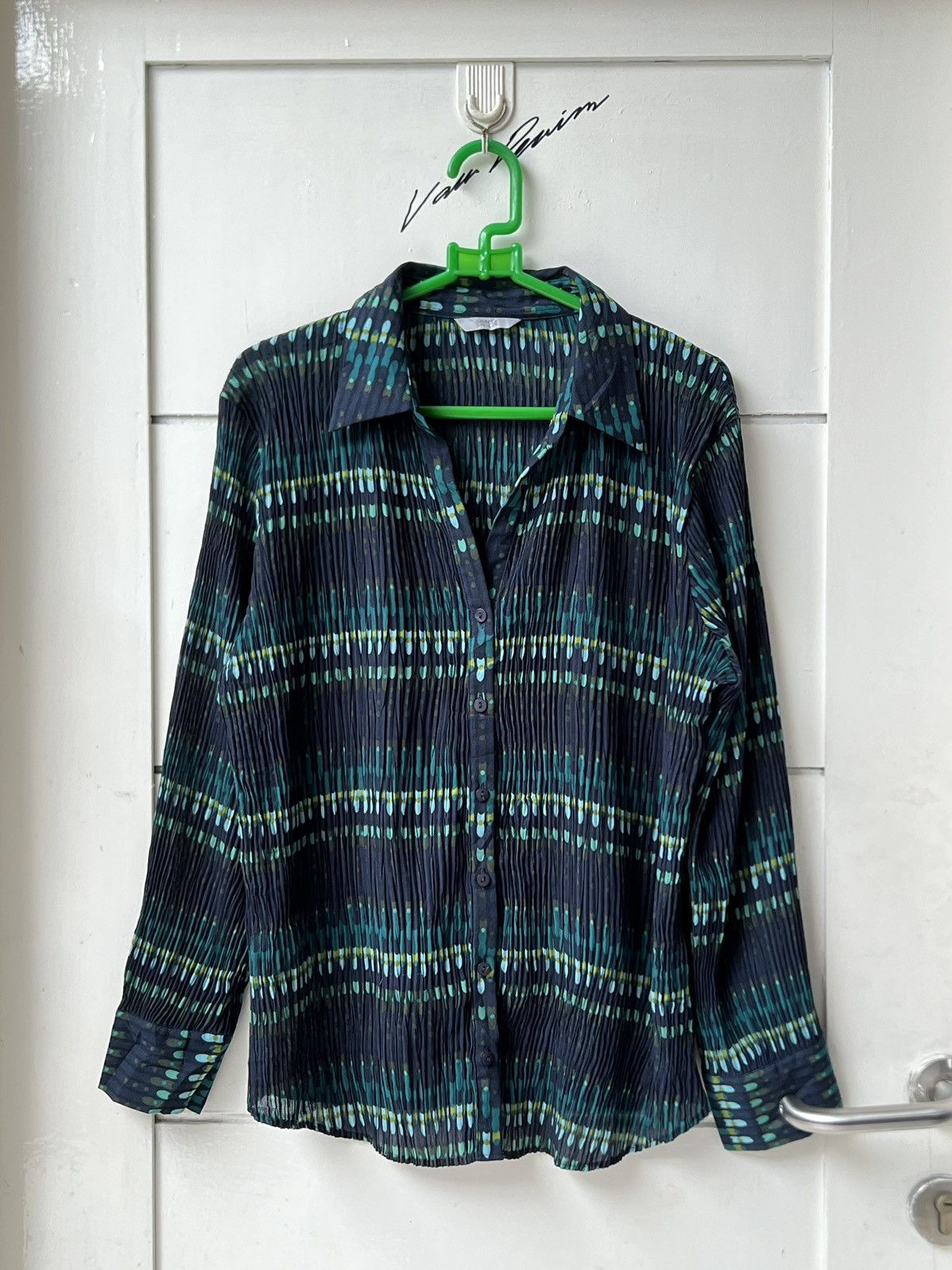 Marks & Spencer Marks & Spencer Motive Pleats Shirt Size US S / EU 44-46 / 1 - 9 Thumbnail