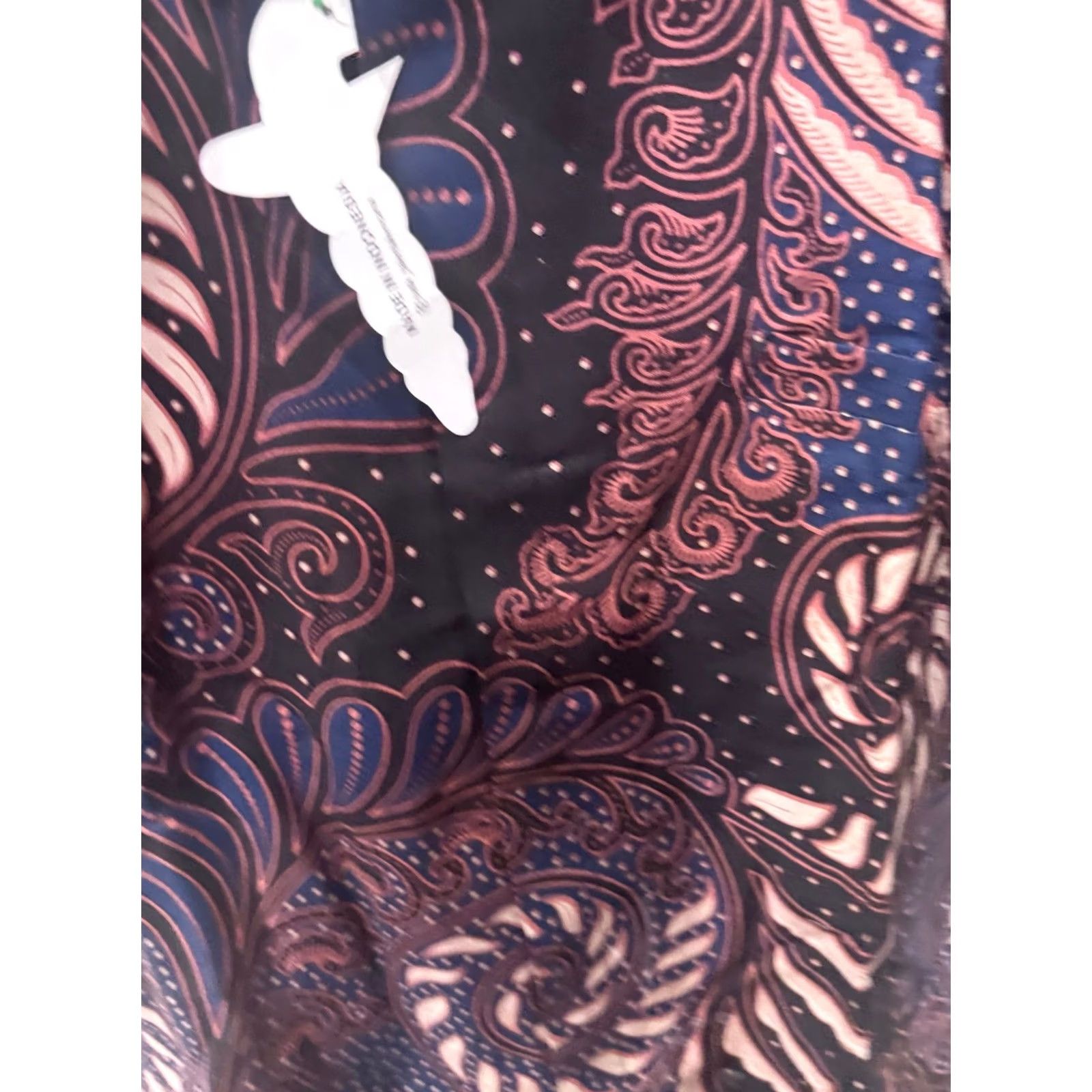 Nique NWT Talenta Kenana Batik Unique SHORT SLEEVE BUTTON UP SHIRT 2XL XXL Mens Multicolor Batik Kenana NWT Talenta Shirt Size US XXL / EU 58 / 5 - 6 Thumbnail