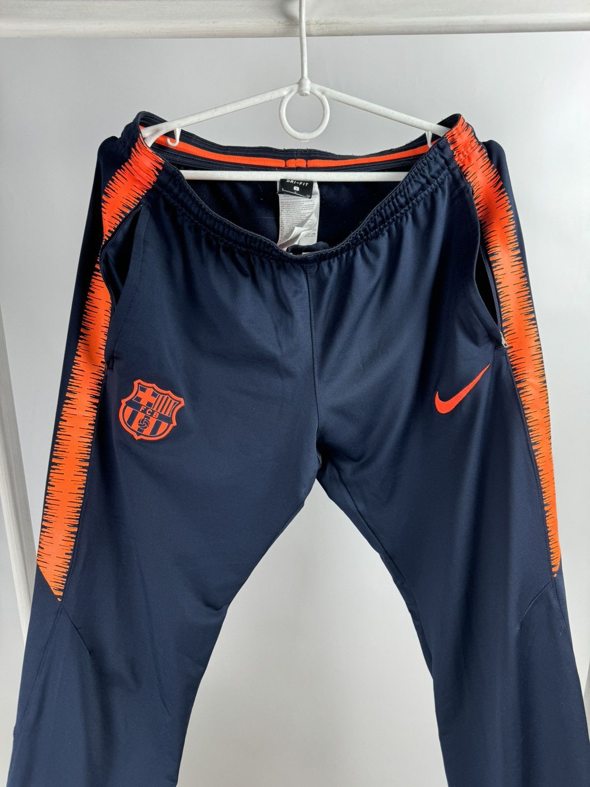 Nike Nike X Barcelona Sport Pants Size US 31 - 2 Thumbnail
