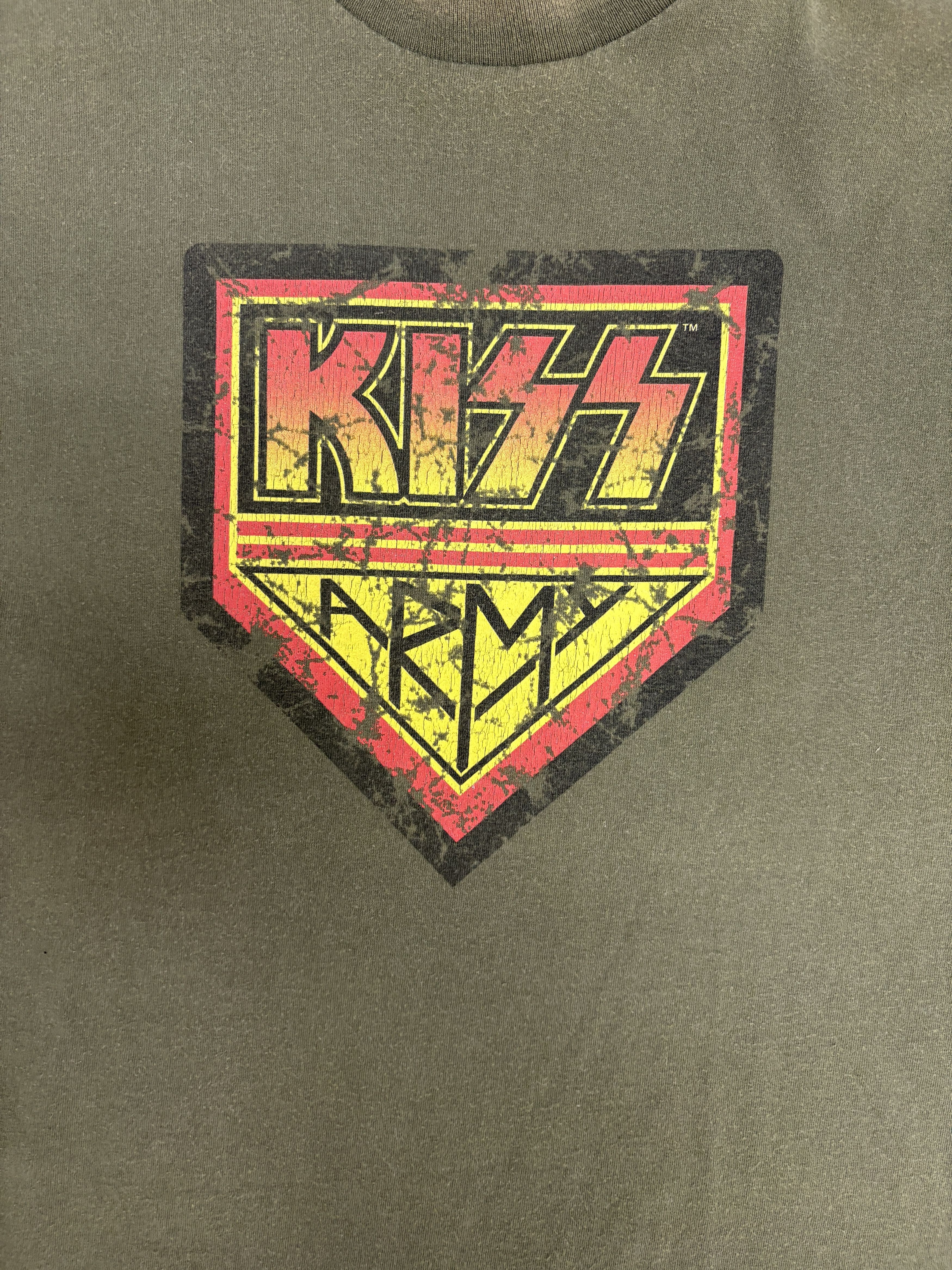 Vintage Kiss Army Vintage Y2K Green T-Shirt Tee Size US XL / EU 56 / 4 - 2 Thumbnail