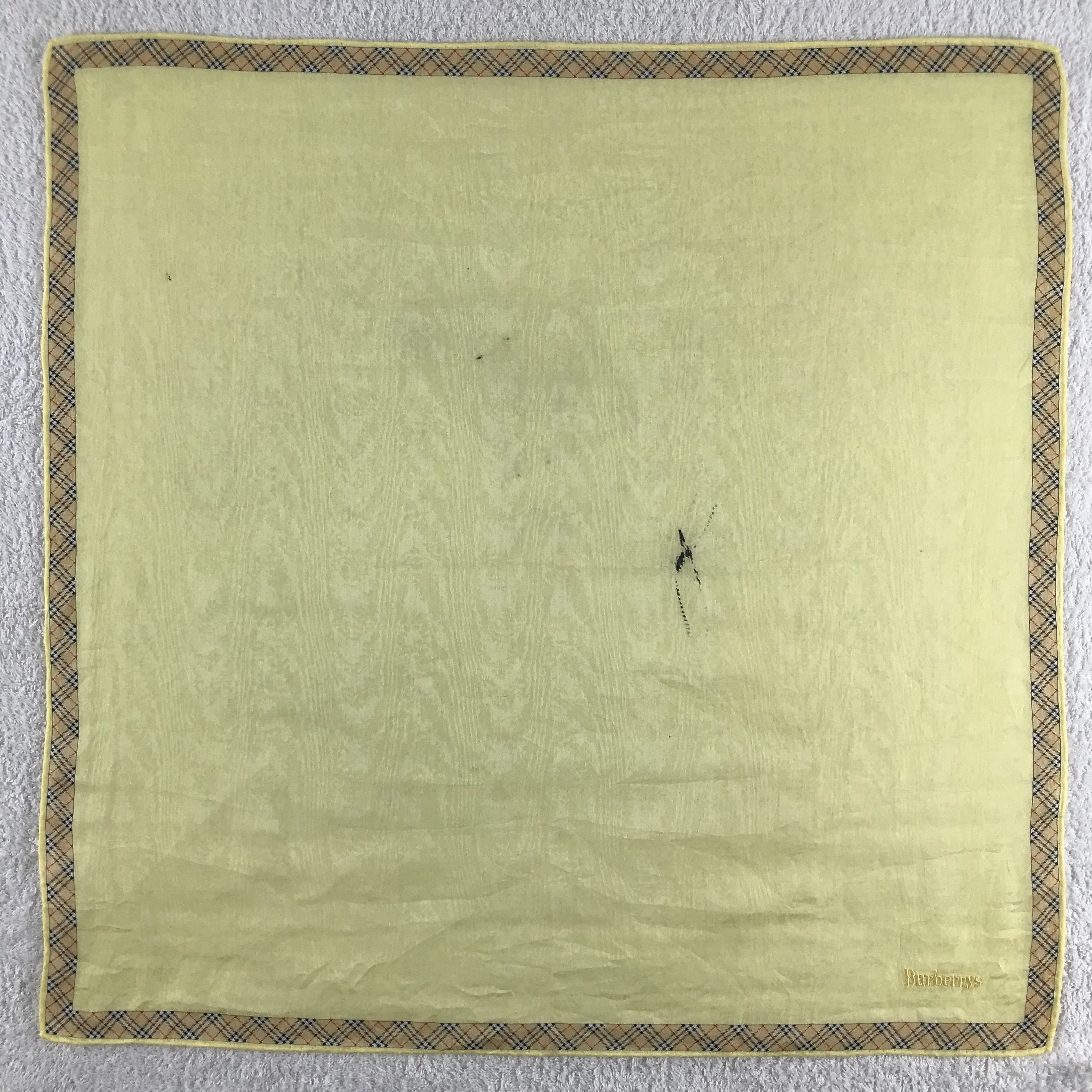 Burberry × Vintage Burberry Bandana / Handkerchief / Neckerchief - S104 Size ONE SIZE - 1 Thumbnail