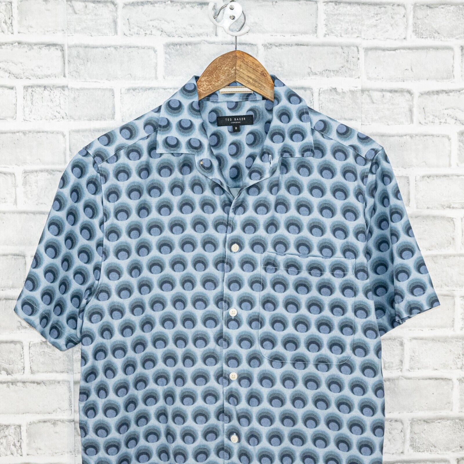Ted Baker Ted Baker Retro Spot camp Collar Shirt Blue short sleeve Size US M / EU 48-50 / 2 - 5 Thumbnail