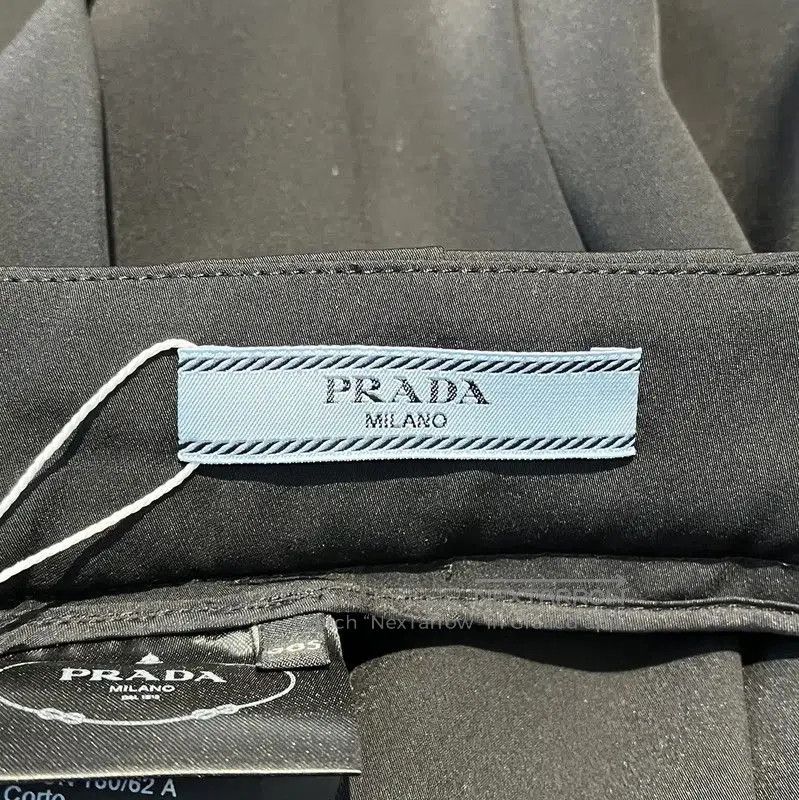 Prada Prada Black Summer Midi Skirt for Women. Size 22" - 5 Thumbnail