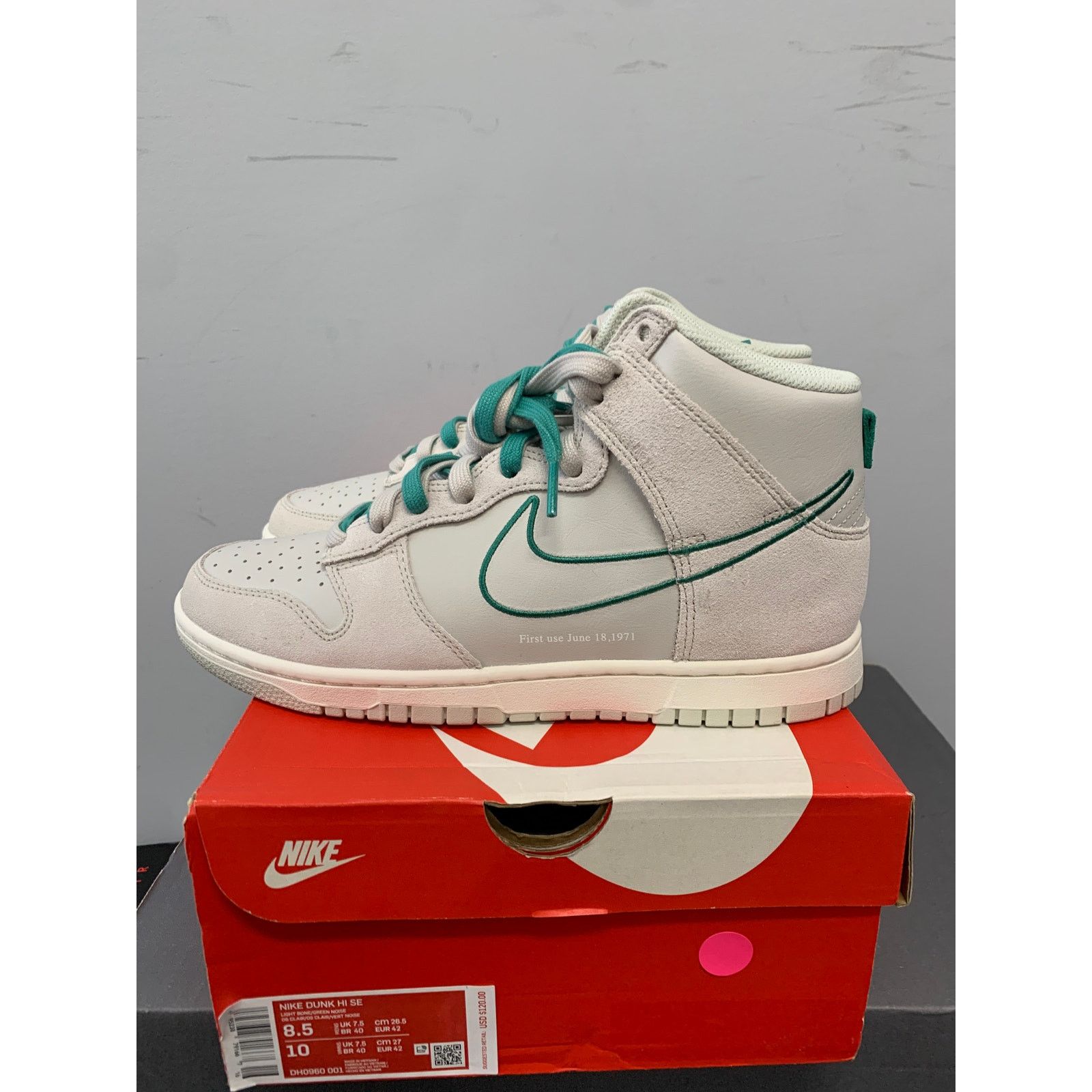Nike Nike Dunk High First Use Sail Size 8.5 BRAND NEW SHIPS NOW Size US 8.5 / EU 41-42 - 4 Thumbnail