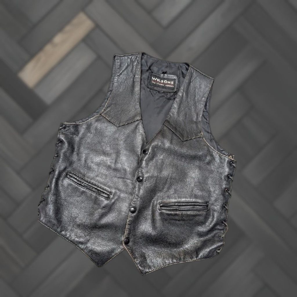 Vintage VINTAGE Wilsons leather vest Harley Eagle black leather Western vest Mens S 38-40 snap 1990s biker Size US S / EU 44-46 / 1 - 1 Thumbnail