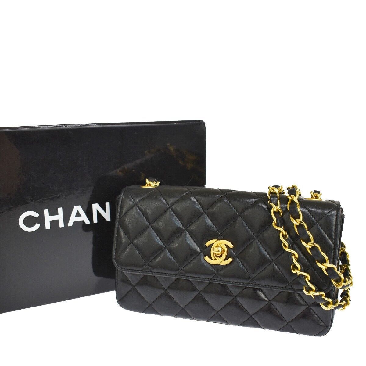 Chanel Chanel Mini matelassé shoulder