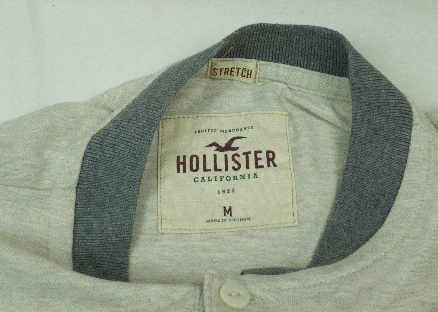 Hollister Hollister mens top cotton size M vgc Size US M / EU 48-50 / 2 - 5 Thumbnail