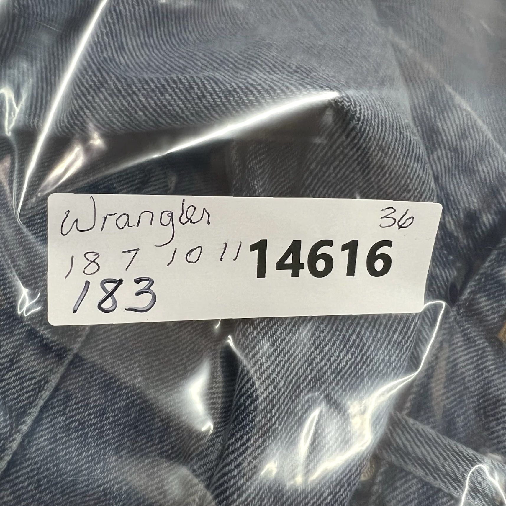 Wrangler VINTAGE Wrangler Denim Shorts Men Size 36 Bermuda 7In Inseam Casual Summer Summer Casual Men Size US 36 / EU 52 - 8 Thumbnail