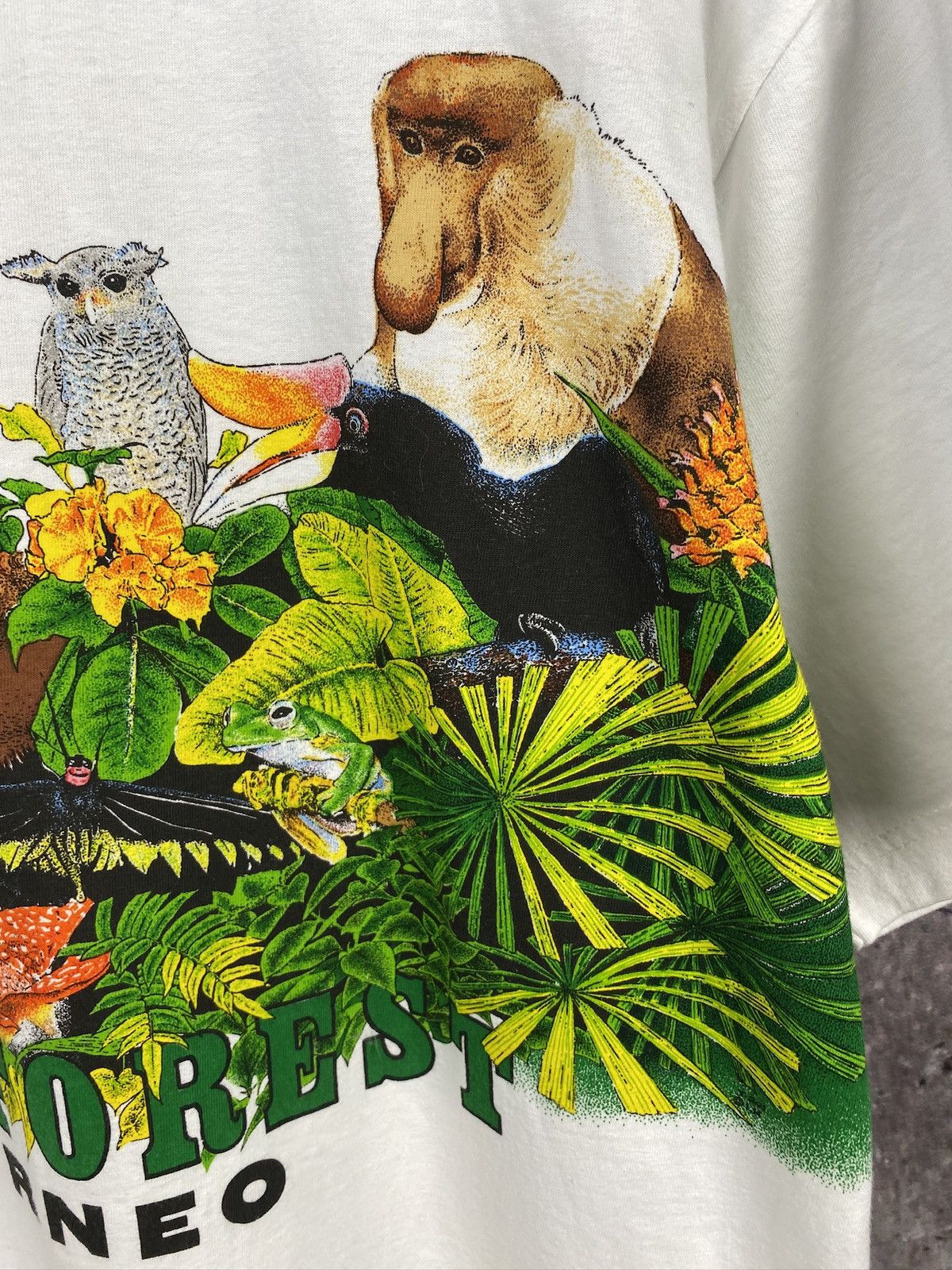 Vintage Men’s Rainforest Borneo T-Shirt Animals Size XXL Size US XXL / EU 58 / 5 - 7 Thumbnail