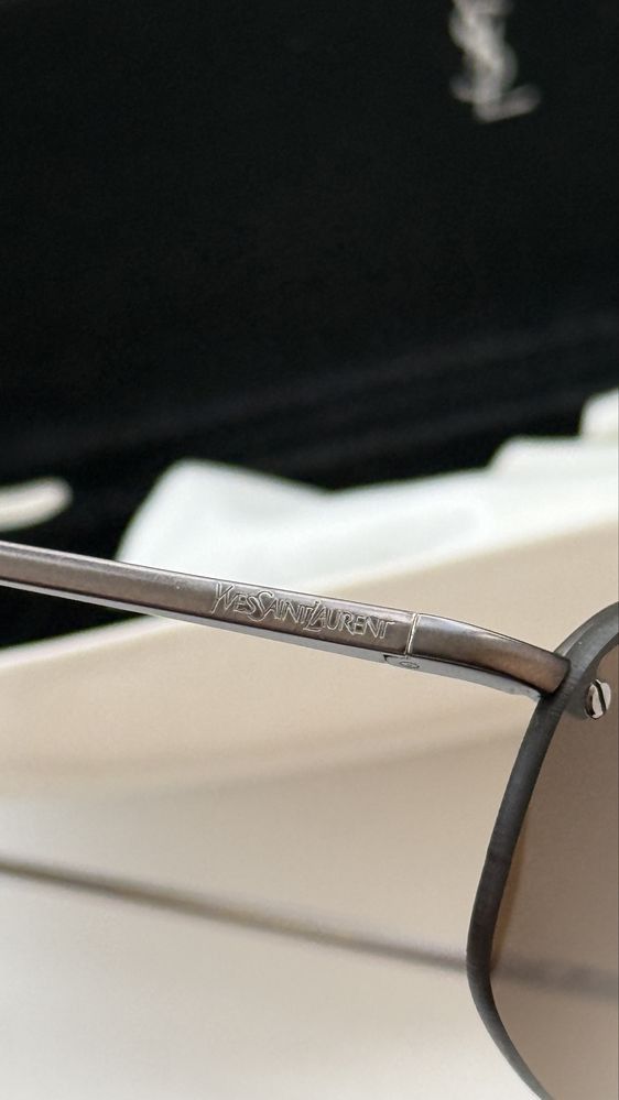 Yves Saint Laurent Yves Saint Laurent YSL Metallic Frame Sunglasses Size ONE SIZE - 4 Thumbnail
