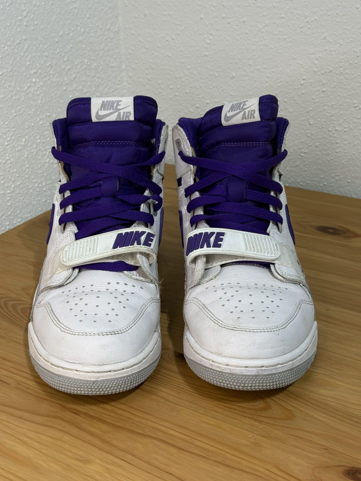 Jordan Brand × Nike Nike Air Jordan Legacy 312 Lakers Size US 10 / EU 43 - 2 Thumbnail