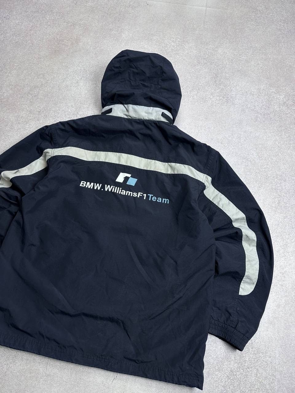 Vintage Vintage BMW F-1 Wiliams Team Racing Winter Down Jacket L Size US L / EU 52-54 / 3 - 4 Thumbnail