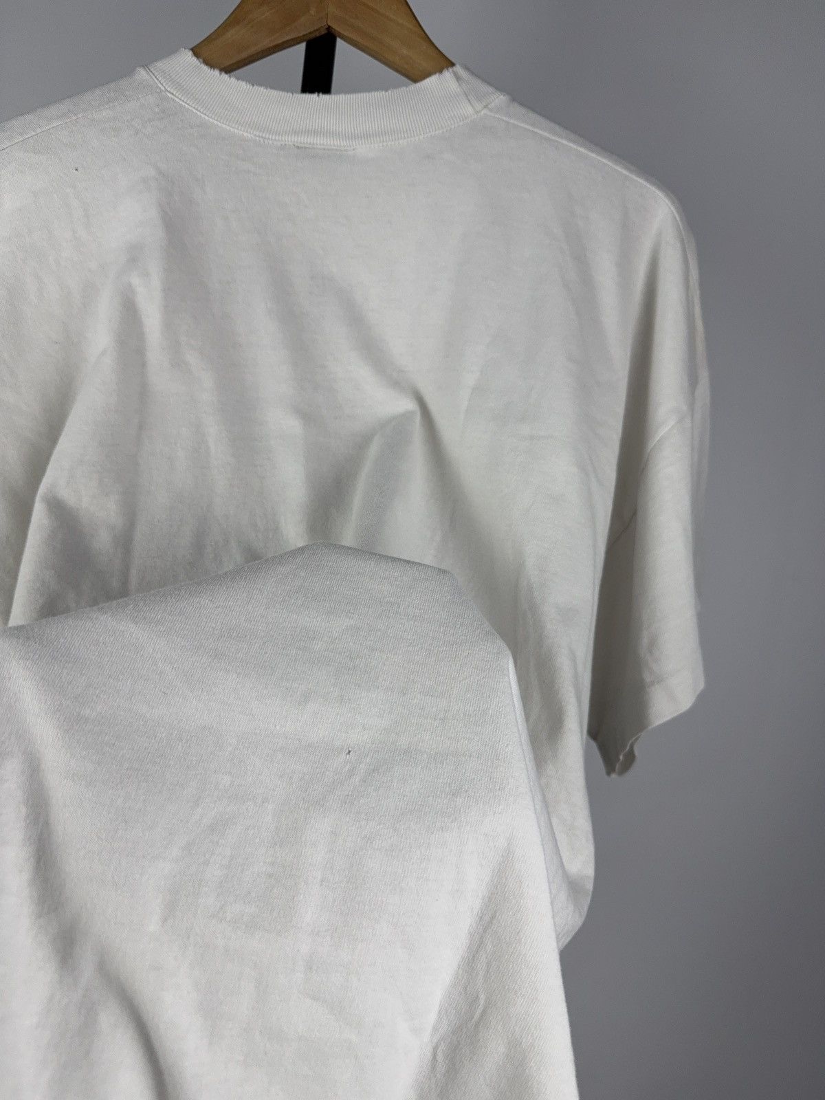 Vintage Vintage 1990s Marc Tetro Canada Inuit Art Graphic T-Shirt XL Size US XL / EU 56 / 4 - 11 Thumbnail