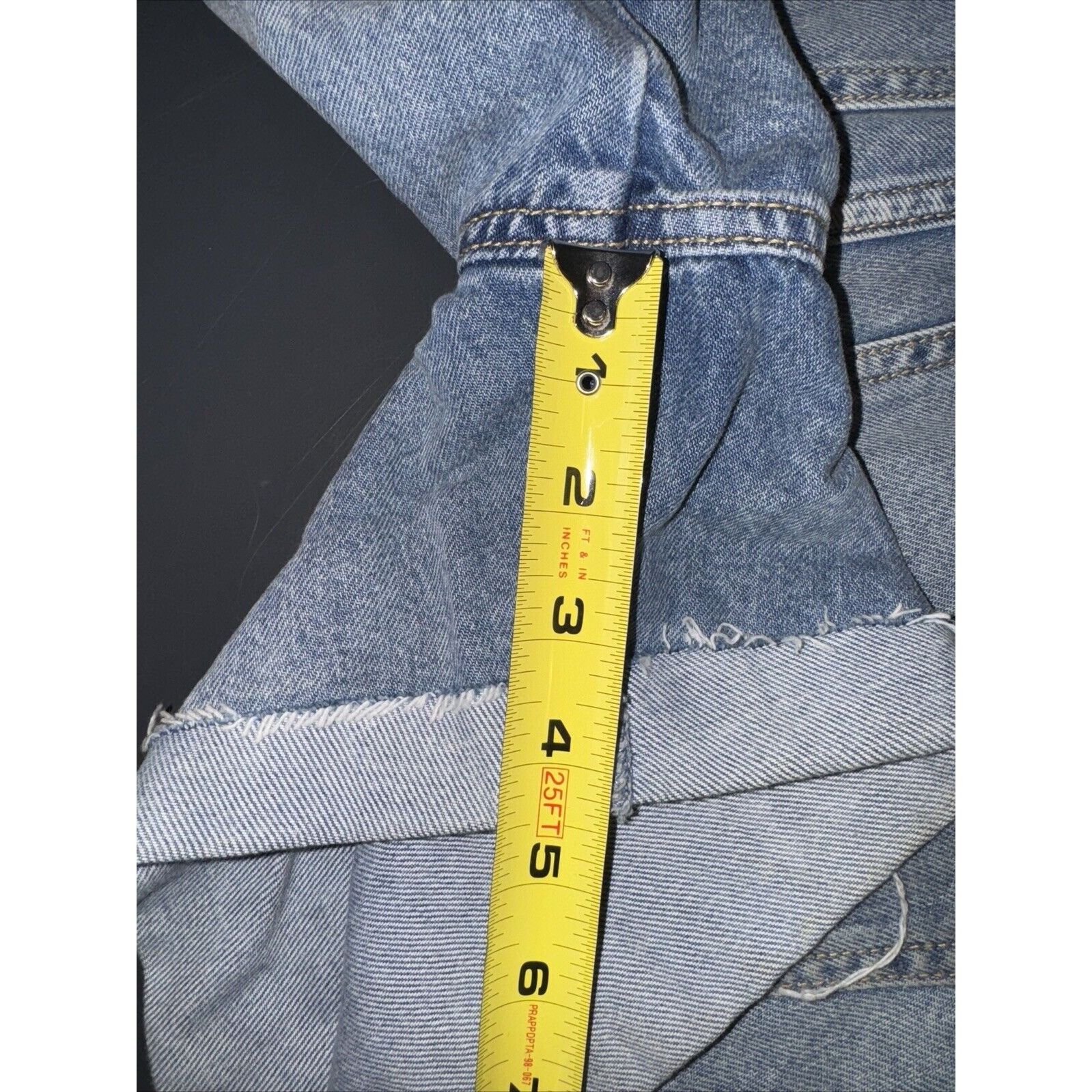 Other Universal Thread Overalls Denim Jean Shorts Women Size 0/25R Size 25" / US 0 / IT 36 - 19 Thumbnail