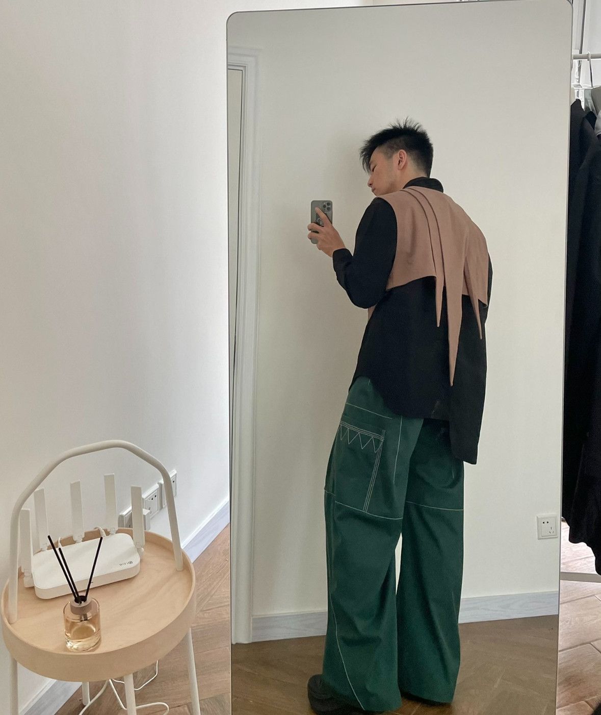 Kiko Kostadinov SS23 show green bright line geometric wide-leg pants Size US 30 / EU 46 - 8 Thumbnail
