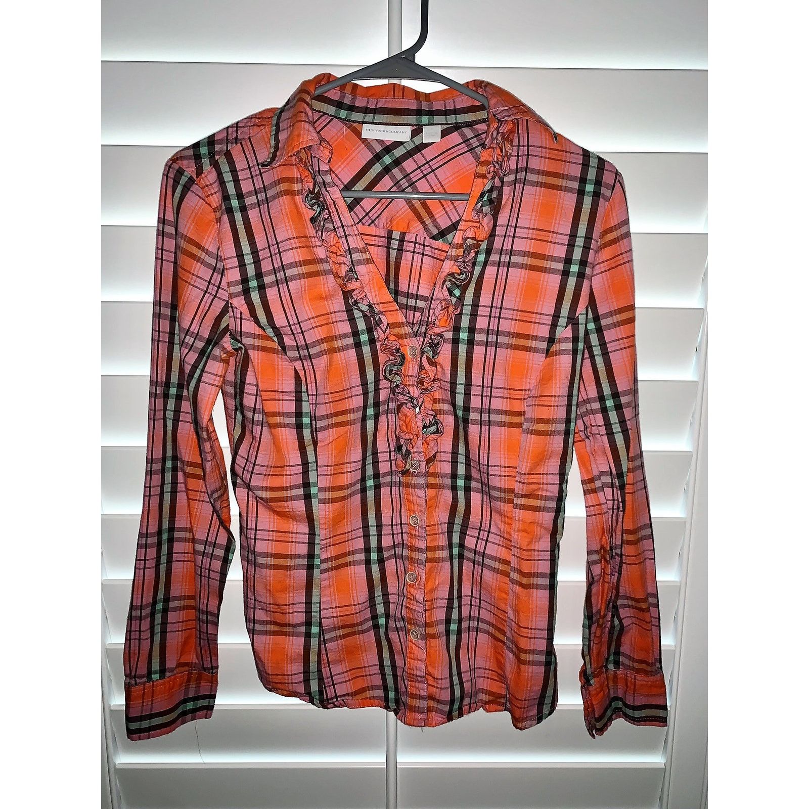 Other Woman's New York & Company Long Sleeve Plaid Blouse Size US S / EU 44-46 / 1 - 1 Thumbnail