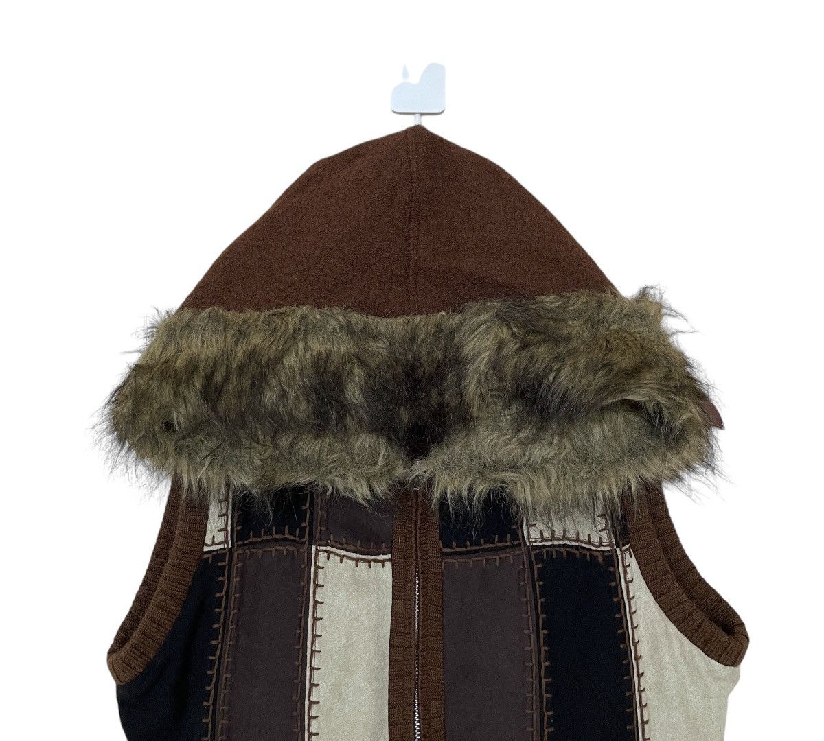 Japanese Brand Vintage Brand Mariene Robert Patchwork Fur Vest 1990s Size US M / EU 48-50 / 2 - 7 Thumbnail