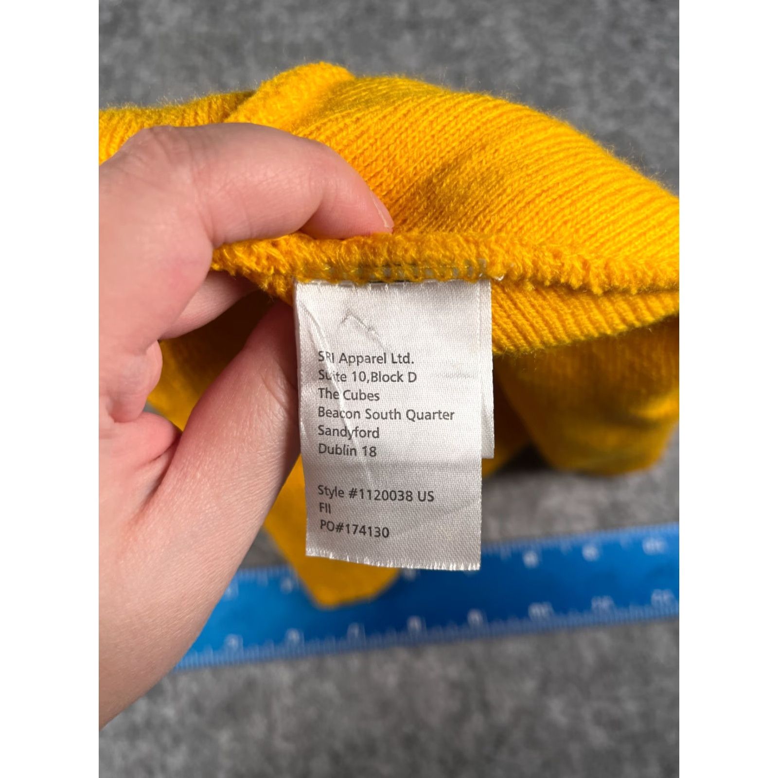 Vintage CAT Beanie Adult One Size Yellow Knit Acrylic Logo Workwear Size ONE SIZE - 7 Thumbnail