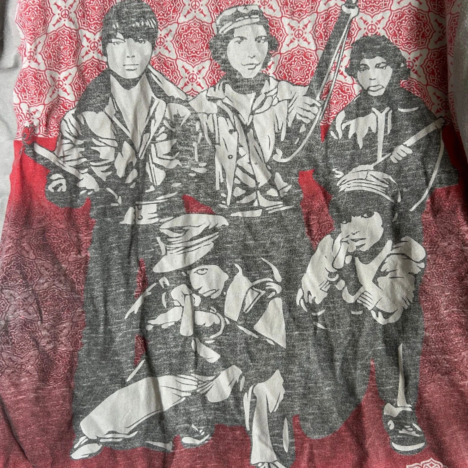 Obey Vintage Obey x Shephard Fairey Defiant Youth T Shirt Size US M / EU 48-50 / 2 - 2 Thumbnail