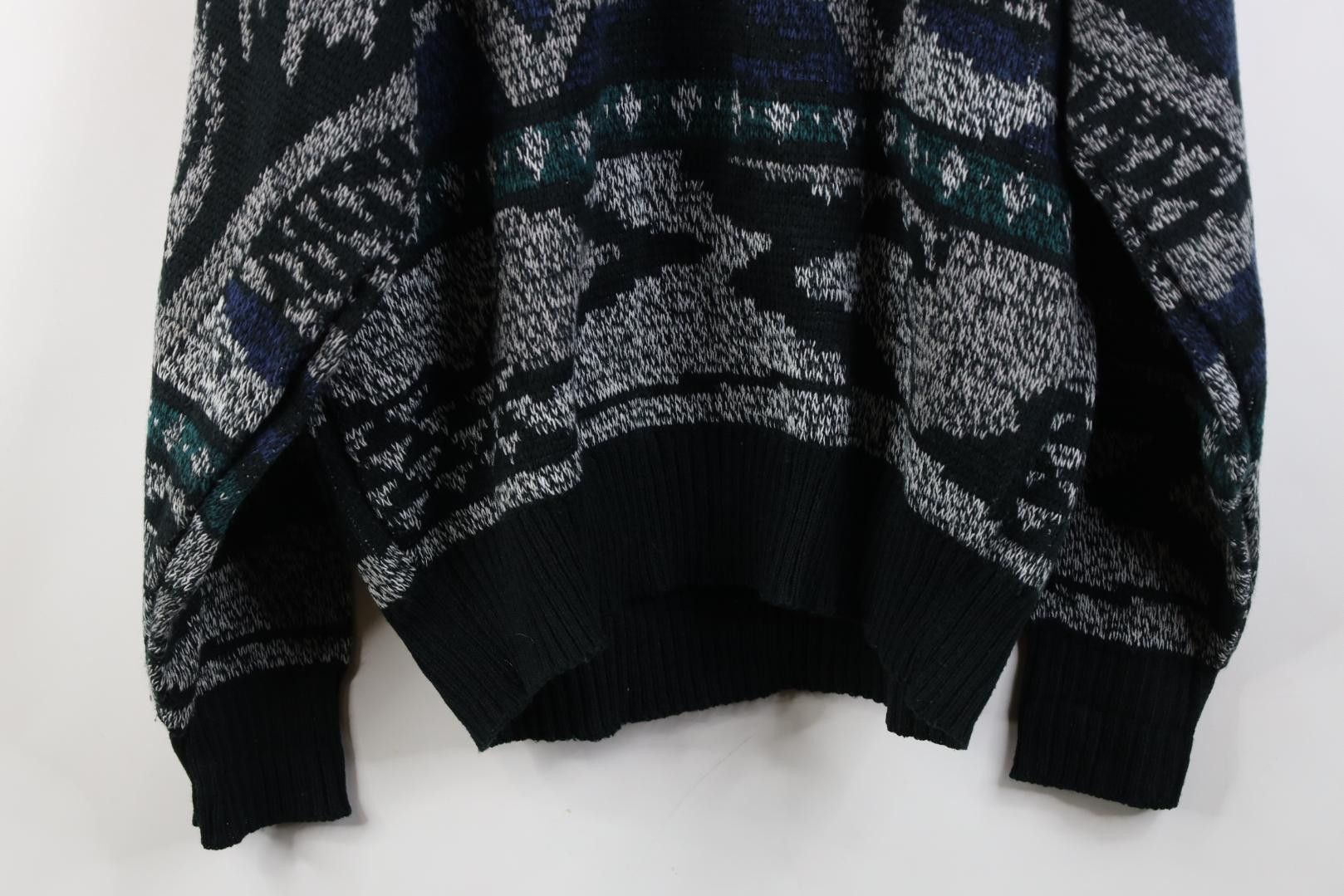Vintage Vintage 90s Streetwear Leather Trim Knit Crewneck Sweater Size US L / EU 52-54 / 3 - 12 Thumbnail