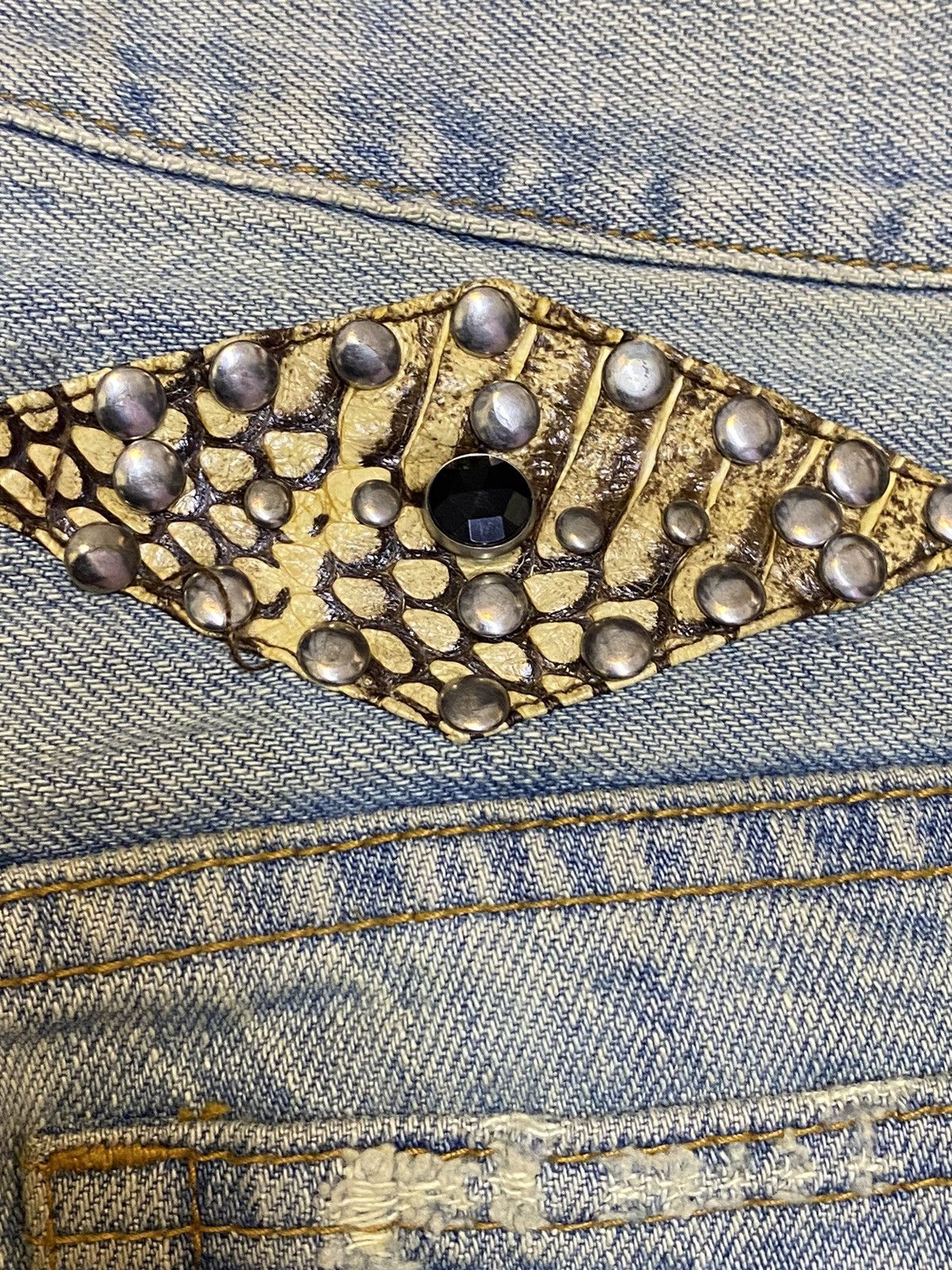 If Six Was Nine Vintage Schlussel Snake Paint Splatter Thrash Flare Jeans Size US 33 - 16 Thumbnail