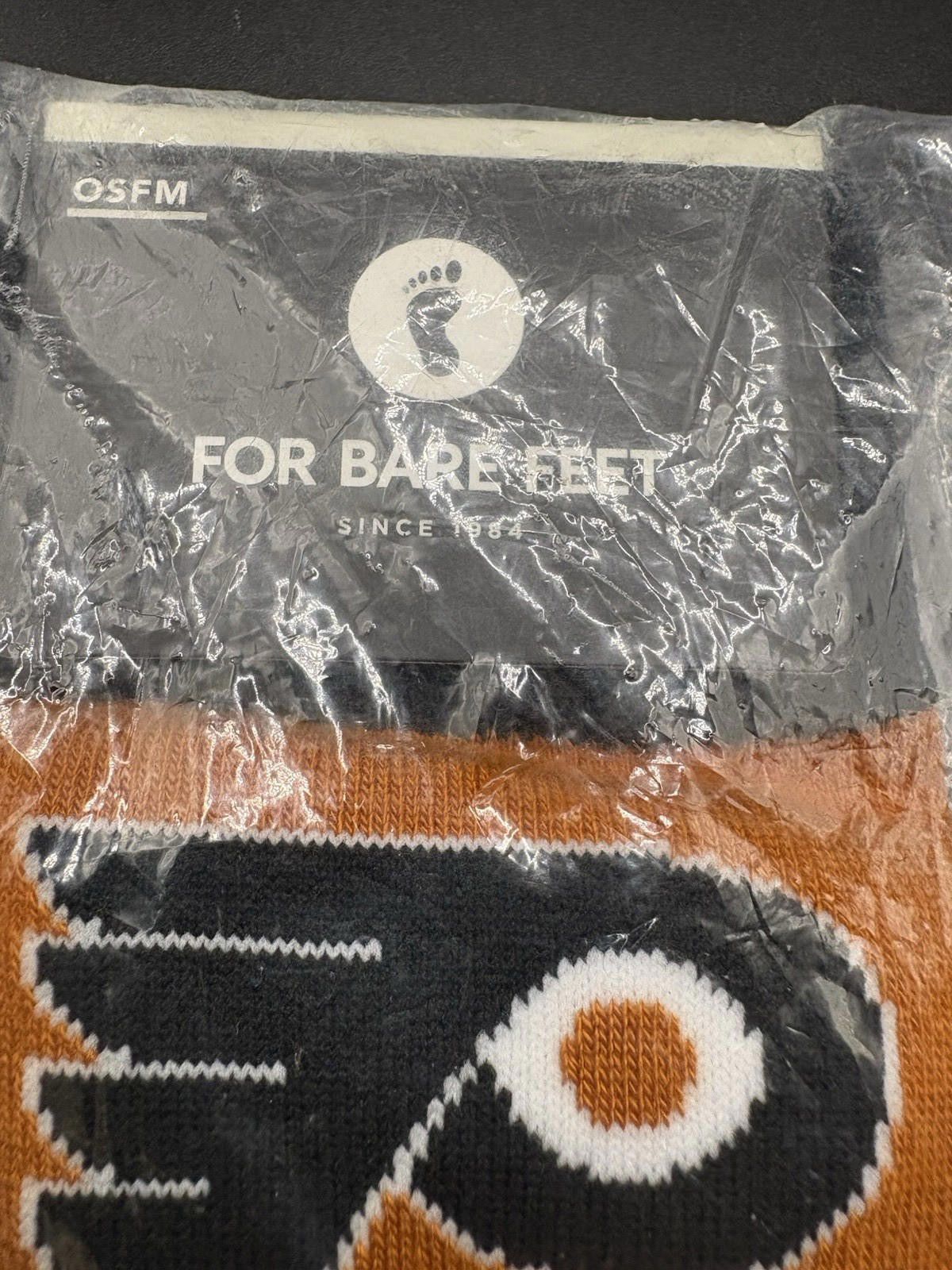 Other For Bare Feet Philadelphia Flyers "Best Team Ever" Socks NEW Size ONE SIZE - 5 Thumbnail