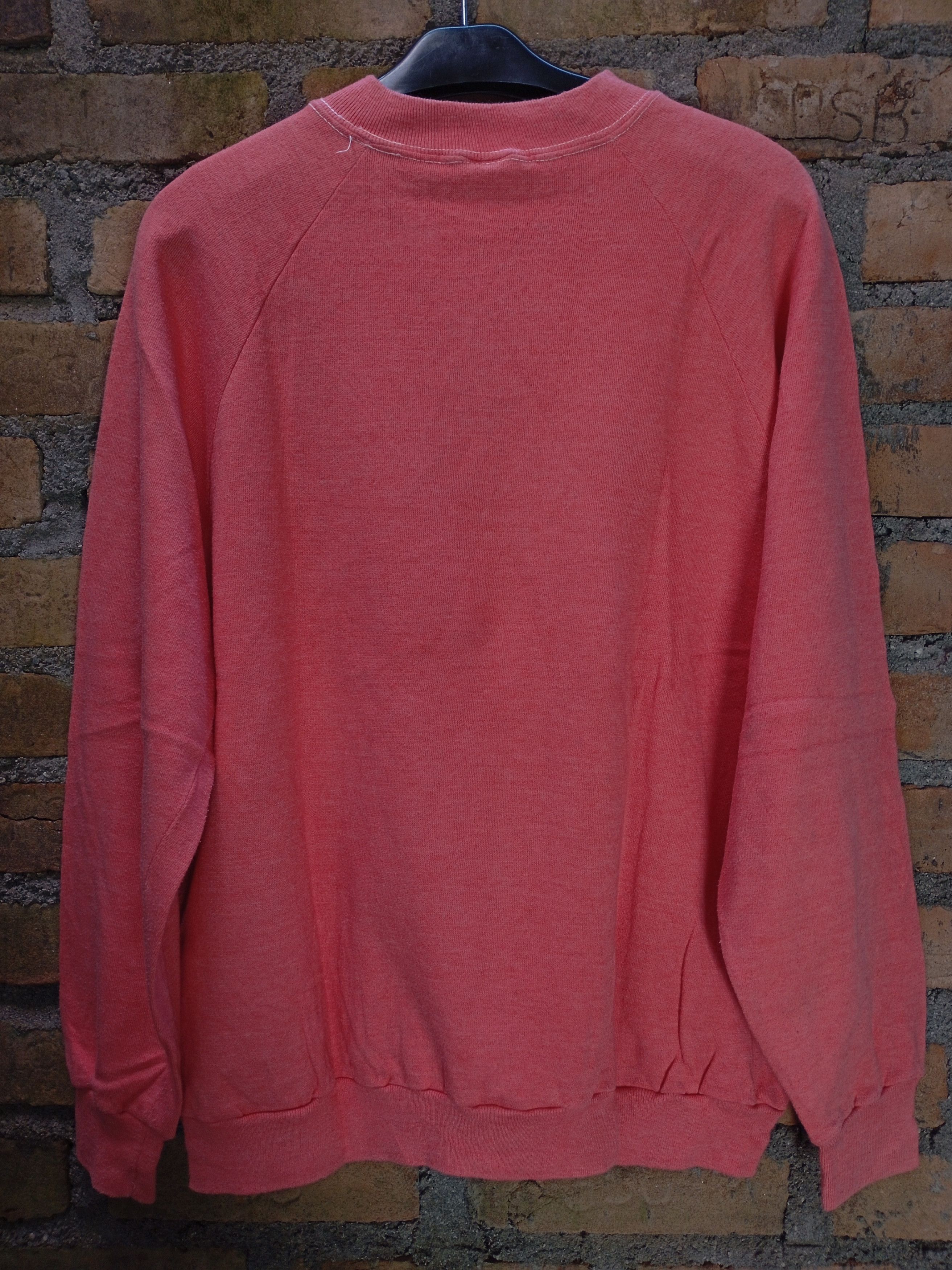 Peanuts Vintage Peanuts Sweatshirts Sportwear Made in USA Size US L / EU 52-54 / 3 - 4 Thumbnail