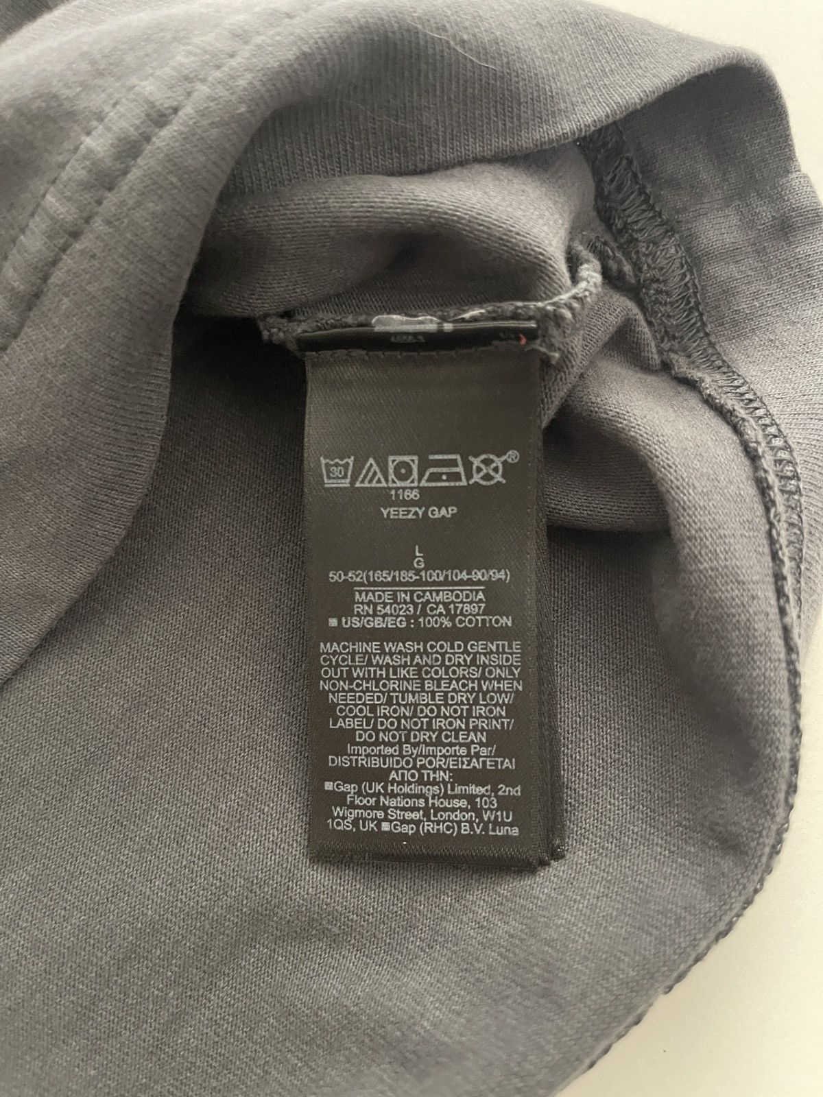 Balenciaga × Gap × Yeezy Yeezy Gap 3/4th Tee - Dark Green Size US L / EU 52-54 / 3 - 3 Thumbnail