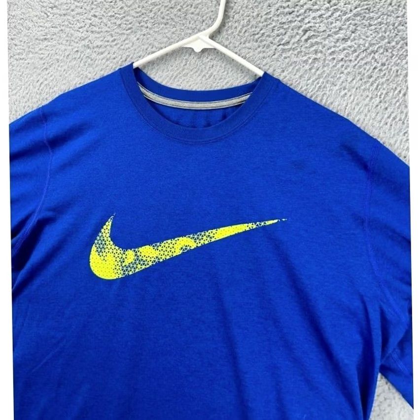 Nike Nike Dri-Fit T-Shirt Mens Large Blue Yellow Swoosh Logo Short Sleeve Tee Size US L / EU 52-54 / 3 - 5 Thumbnail