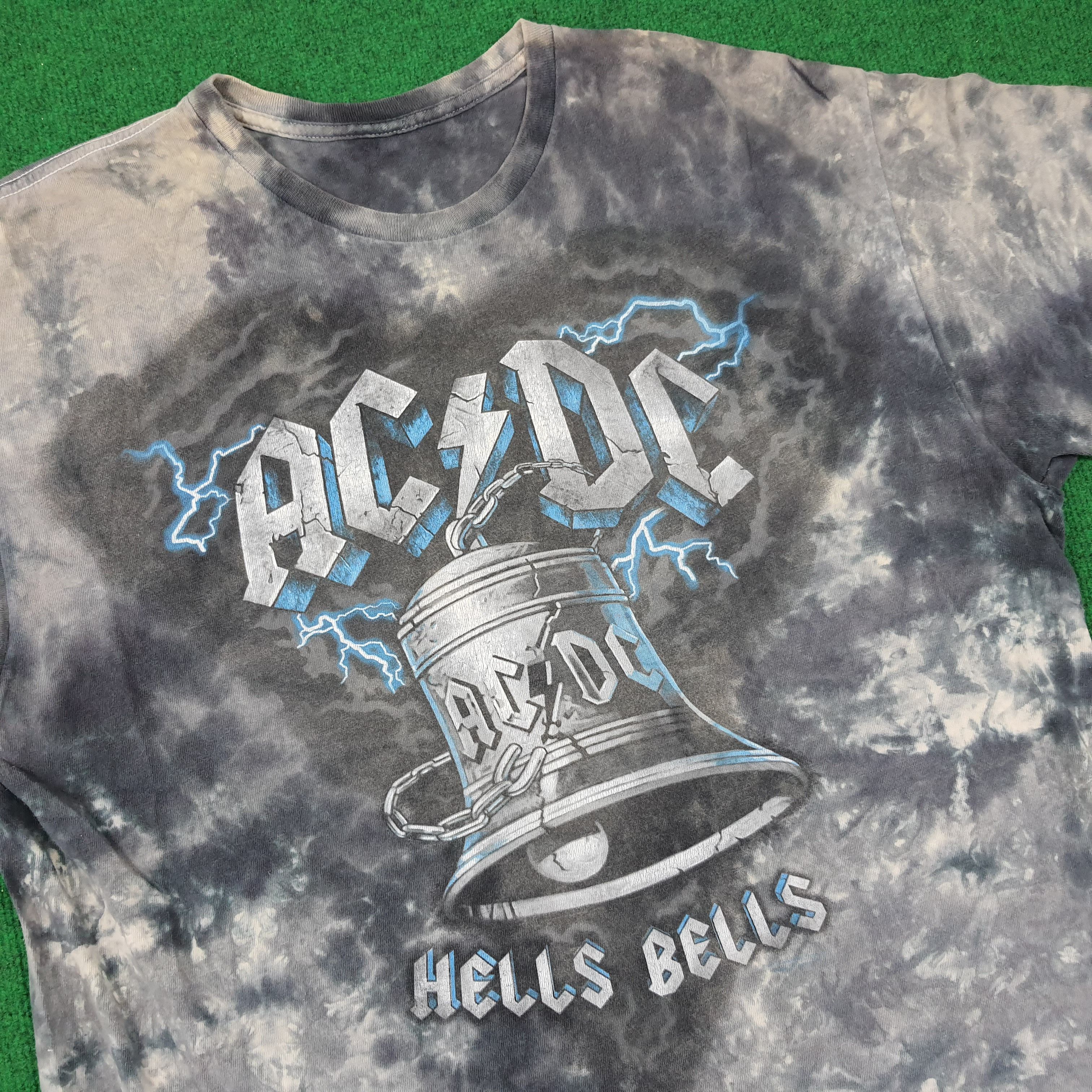 Band Tees × Vintage Cintage AC/DC Rock Band Hells Bells Black in Black Tshirt Size US XL / EU 56 / 4 - 2 Thumbnail
