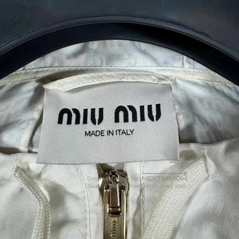 Miu Miu Miu Miu White Women's Cropped Windbreaker Jacket . Size M / US 6-8 / IT 42-44 - 3 Thumbnail