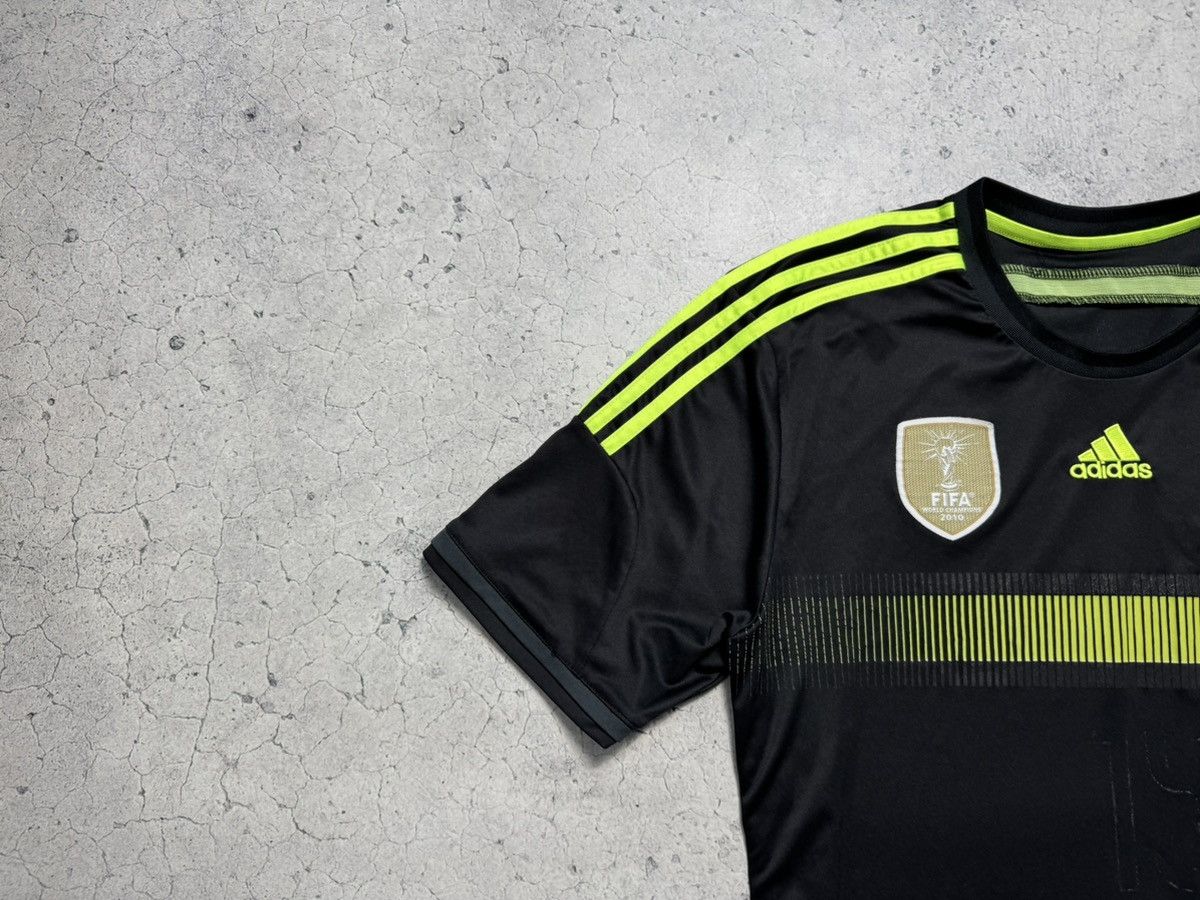 Adidas Adidas Spain Team Sergio Ramos #15 2014/2015 Soccer Jersey Size US M / EU 48-50 / 2 - 3 Thumbnail