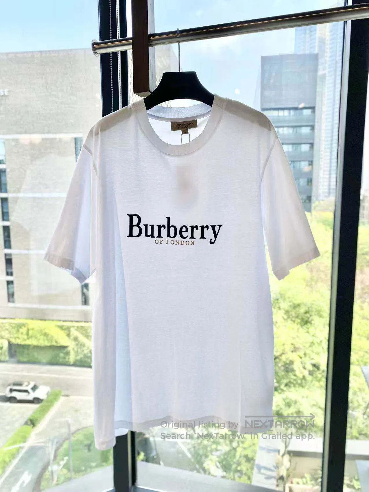 Burberry Burberry Embroidered logo short sleeves| Size M / US 6-8 / IT 42-44 - 2 Thumbnail