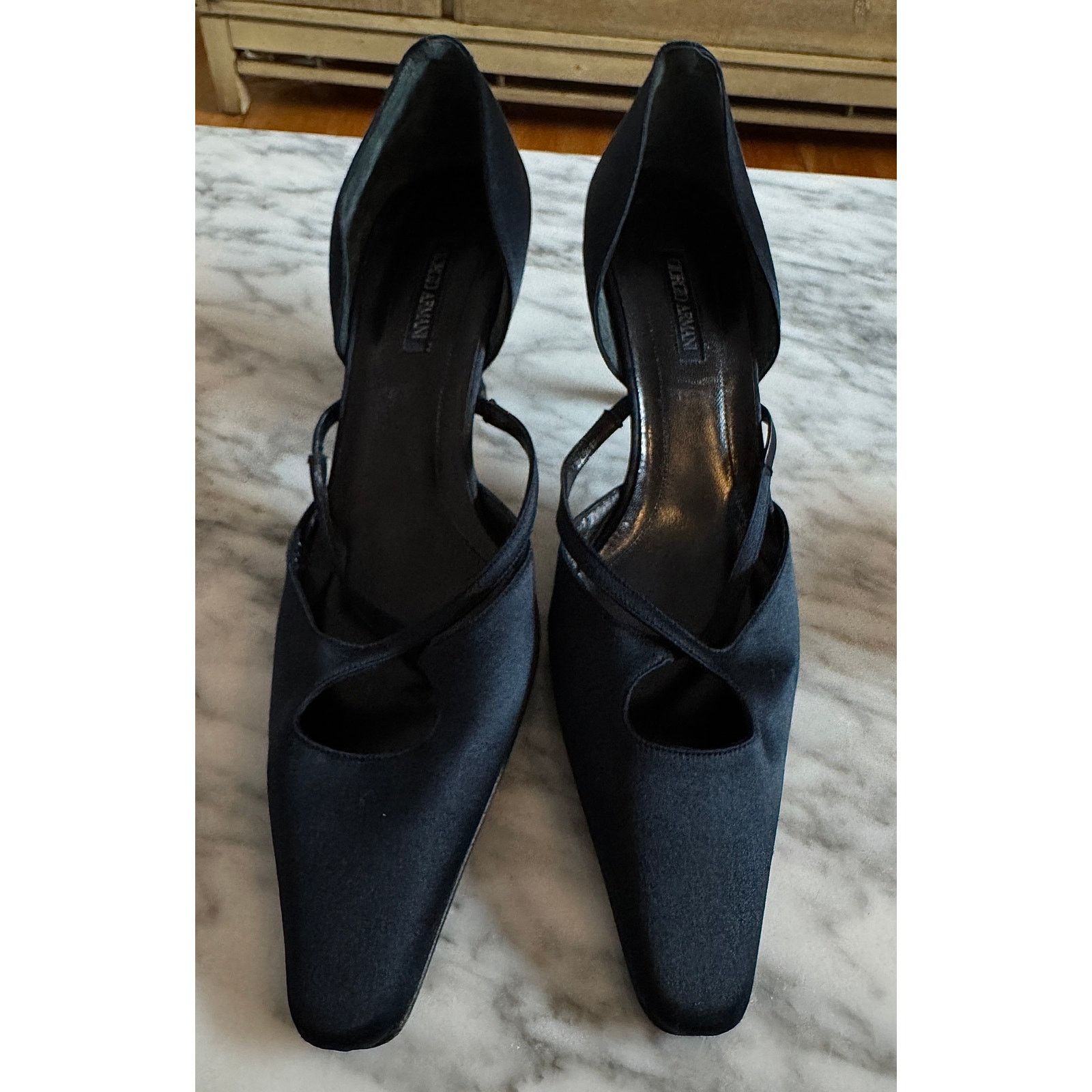 Giorgio Armani Giorgio Armani Satin ankle-strap pumps Black Size US 8.5 / IT 38.5 - 2 Thumbnail