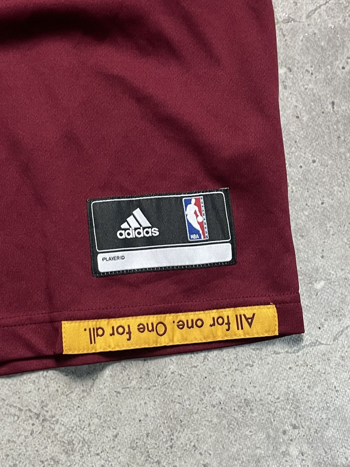 Adidas Vintage NBA Cleveland LeBron James 2016 #23 Jersey Size US M / EU 48-50 / 2 - 4 Thumbnail
