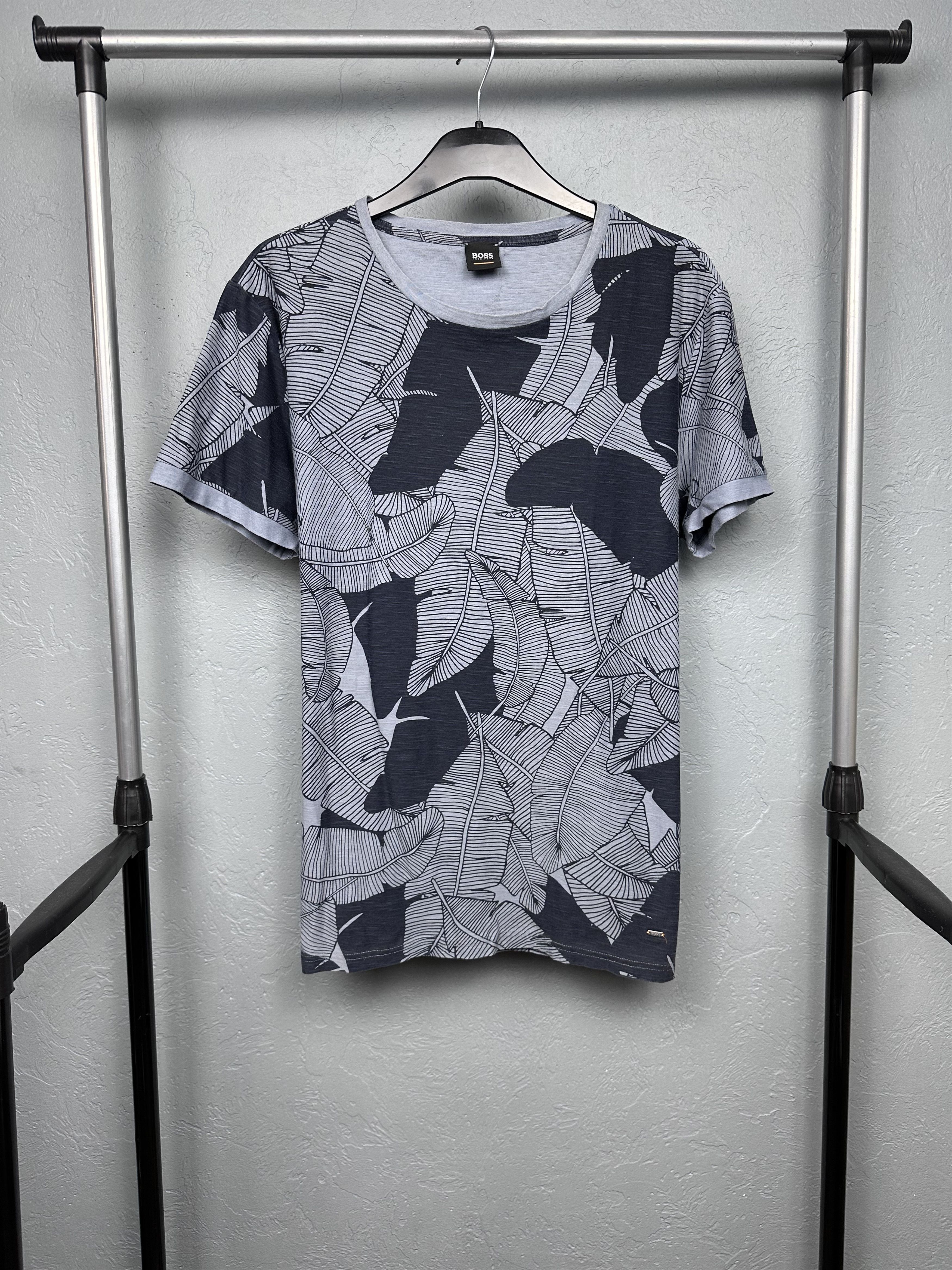 Hugo Boss Hugo Boss Mens Overprint Crew Neck T-Shirt Size US M / EU 48-50 / 2 - 1 Thumbnail