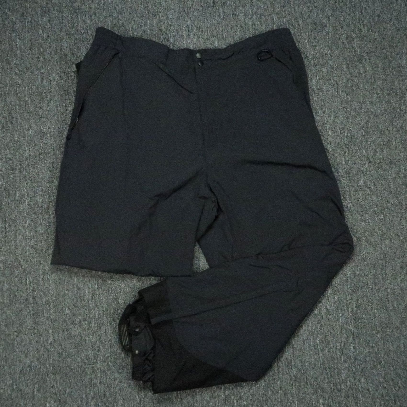 Vintage L.L. Bean Pants Mens 2XL Black Nylon Wool? No, Nylon Straight Front Pockets Regular 32 in Inseam Windbreaker Style Size US 39 - 2 Thumbnail