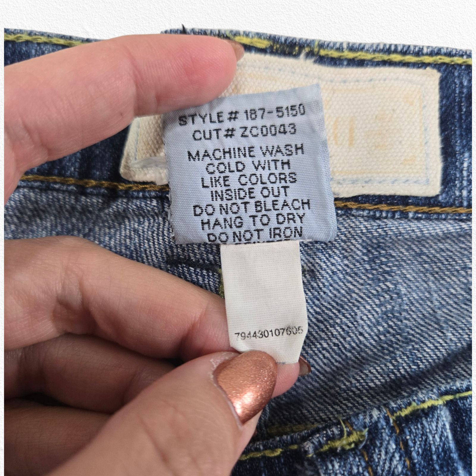 Vintage Y2K Low Rise Medium Wash Bootcut Jeans Size 5 Size 27" / US 4 / IT 40 - 5 Thumbnail